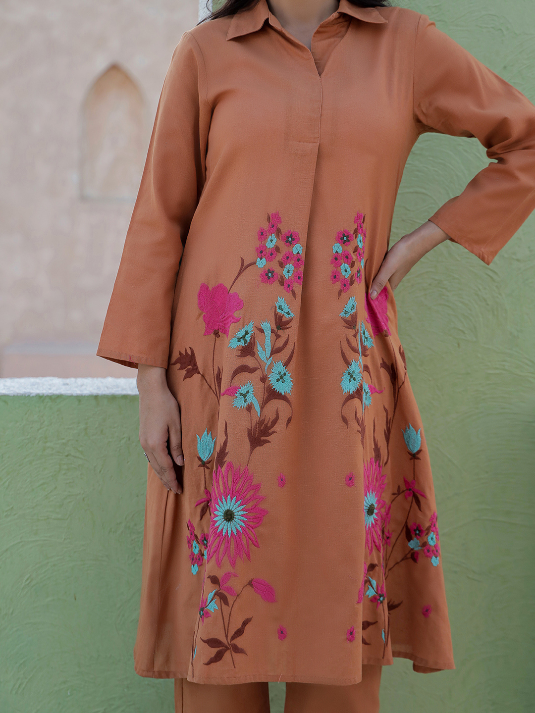 SURI RUSTIC GARDEN THREADWORK KURTA SET