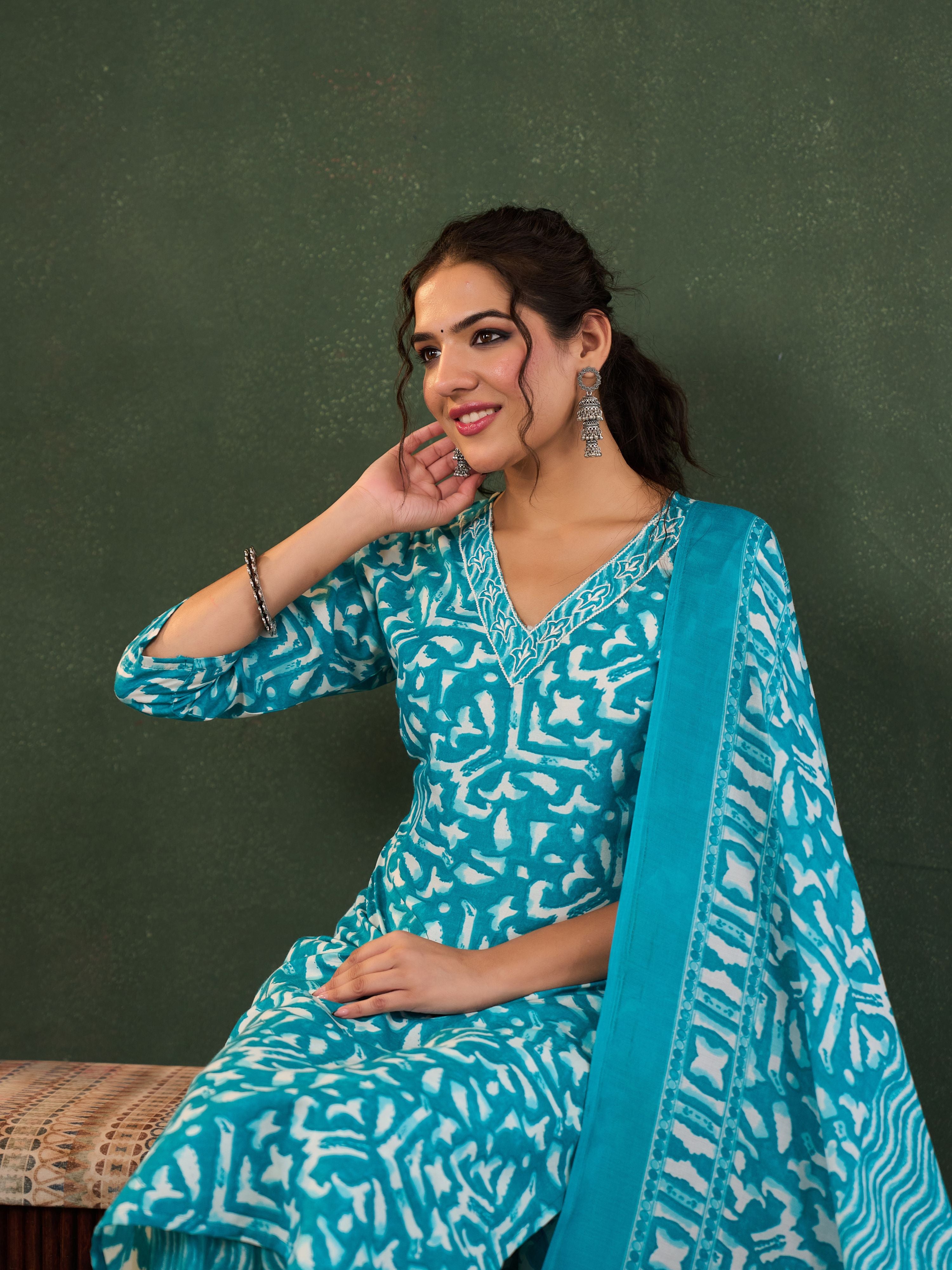 KIARA FLORAL THREE PCS SUIT SET