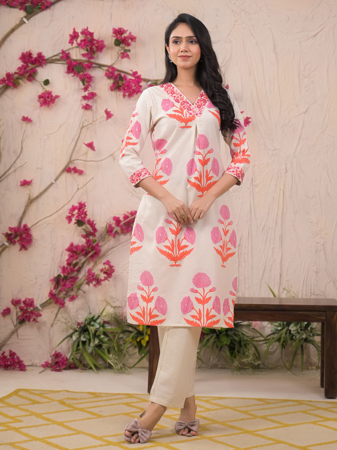 IVORY V-NECK EMBROIDERY COTTON PRINTED KURTA SET