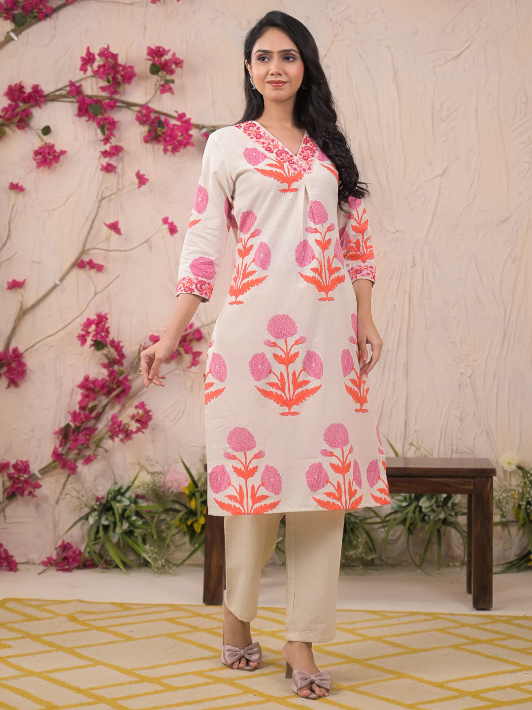 IVORY V-NECK EMBROIDERY COTTON PRINTED KURTA SET