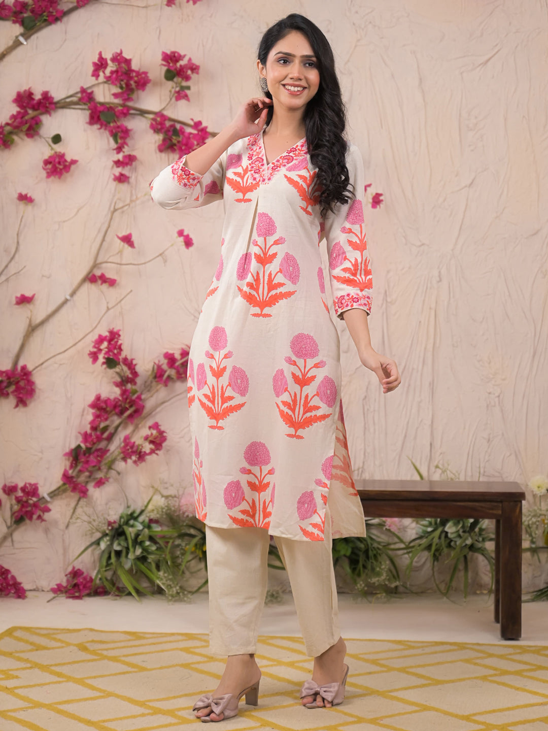 IVORY V-NECK EMBROIDERY COTTON PRINTED KURTA SET