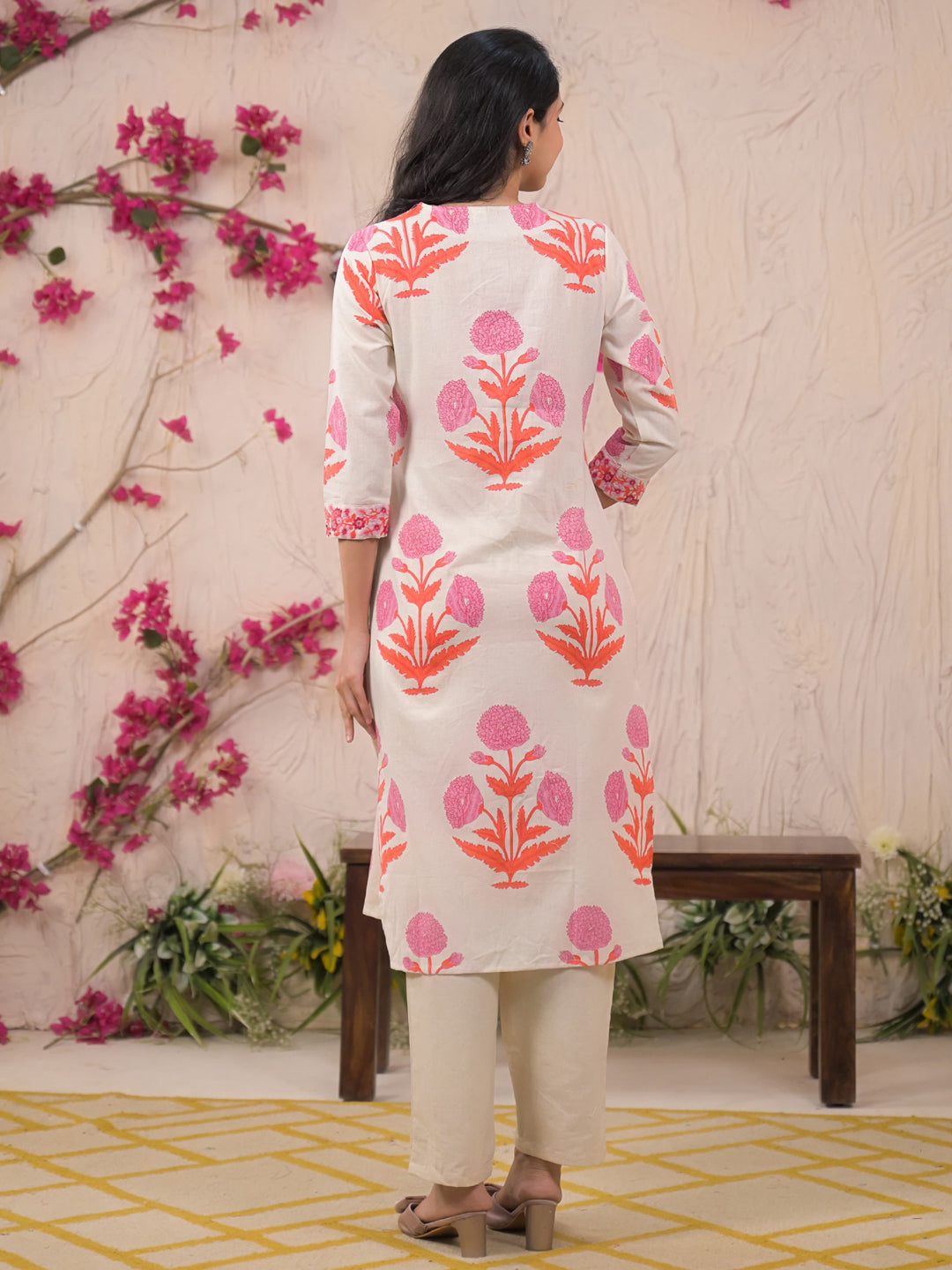 IVORY V-NECK EMBROIDERY COTTON PRINTED KURTA SET