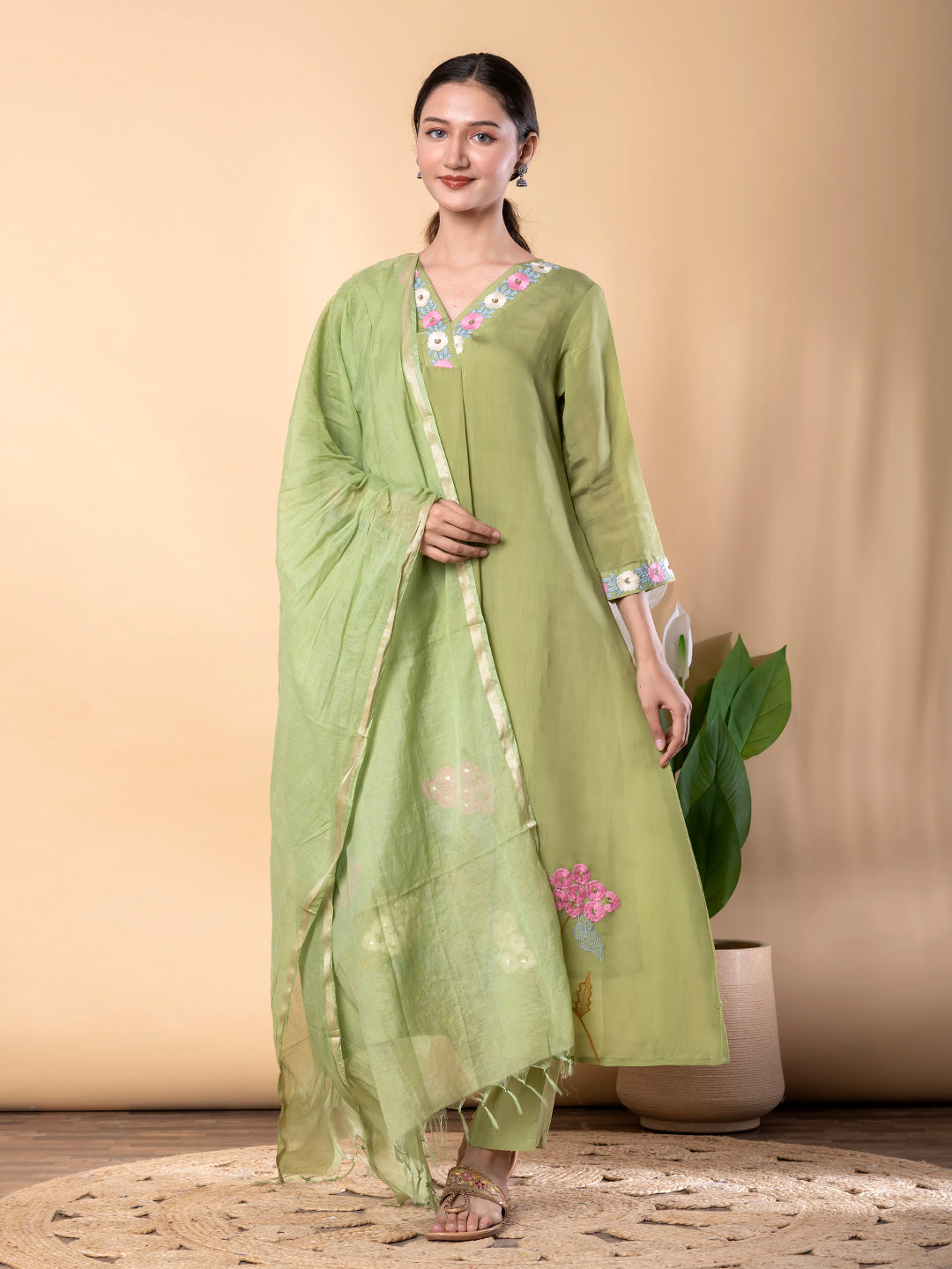 PISTA BLISS FLORAL EMBROIDERY SUIT  SET