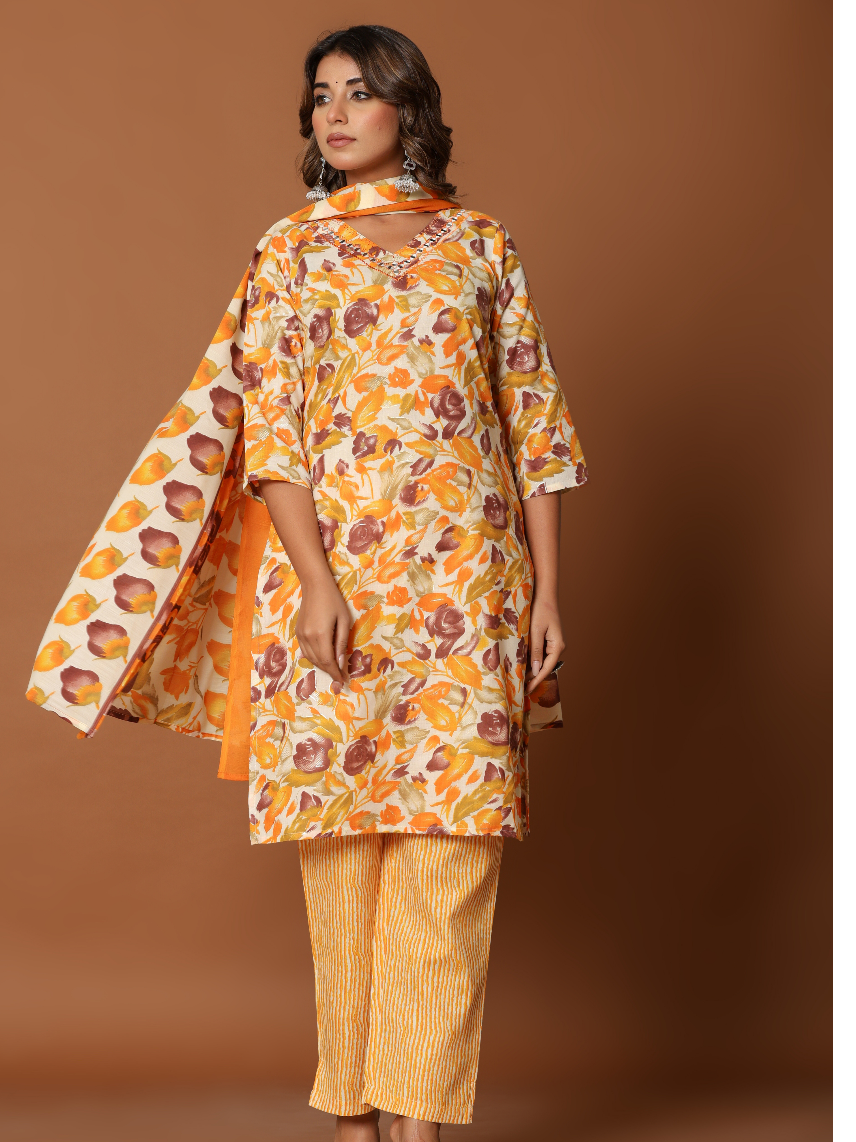 AYSHA FLORAL THREE PCS SUIT SET
