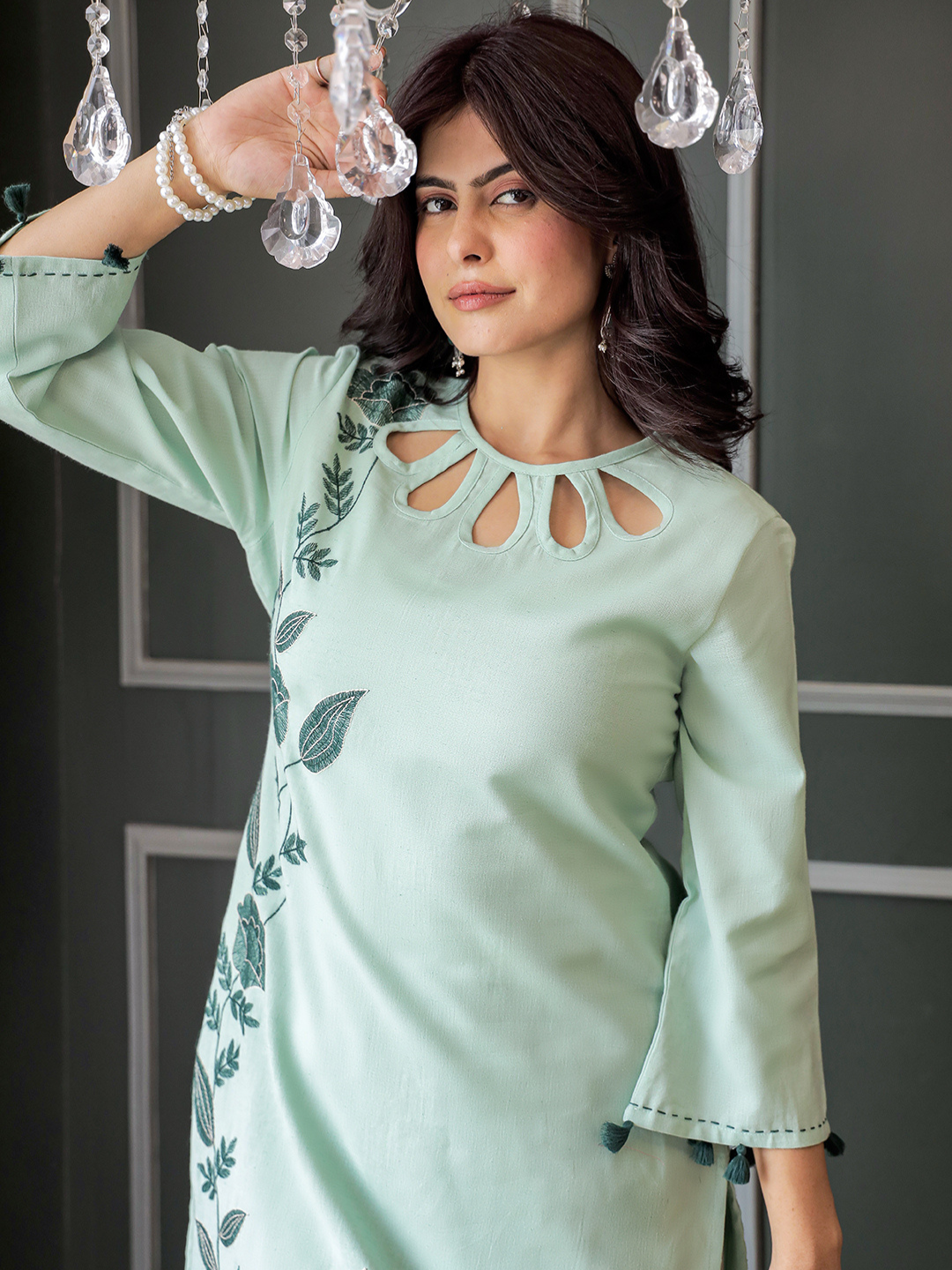 SAKHI OLIVE GREEN FLORAL EMBROIDERED KURTA SET