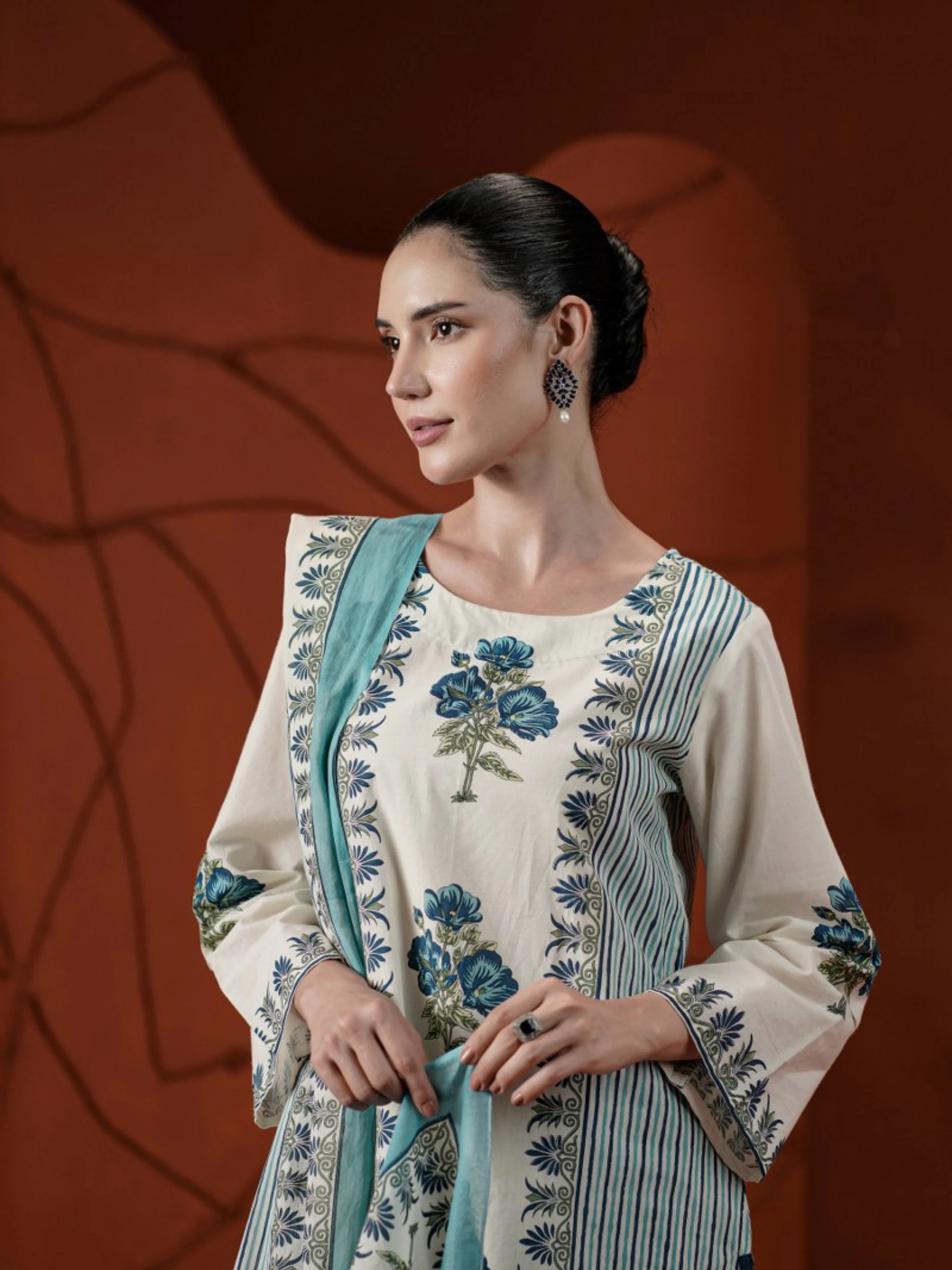 SKY BLUE FLORAL BORDER PRINT PURE COTTON SUIT SET
