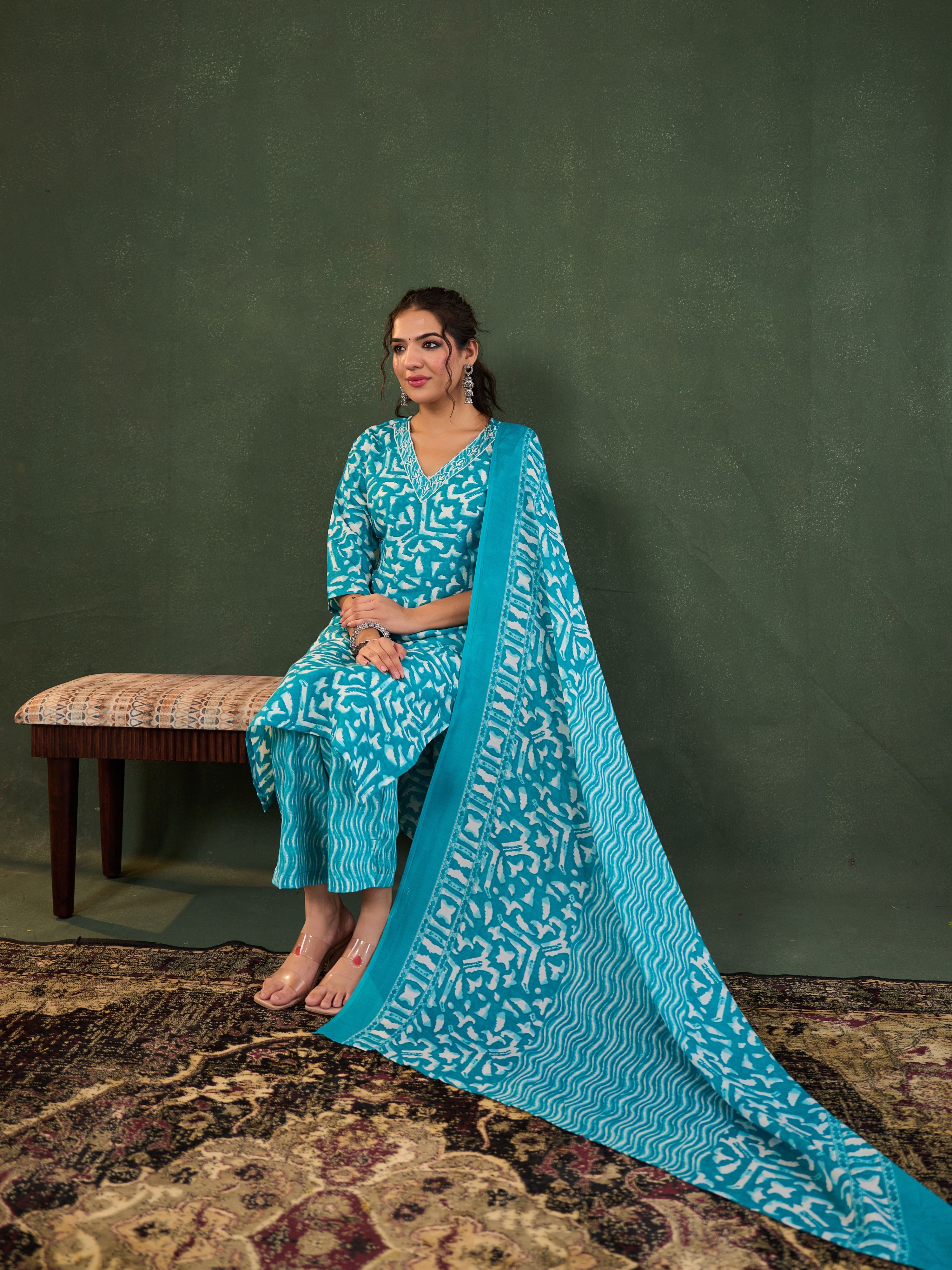 KIARA FLORAL THREE PCS SUIT SET