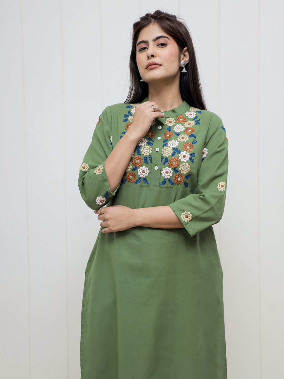 AUGUSTA GREEN EMBEROIDERED KURTA SET