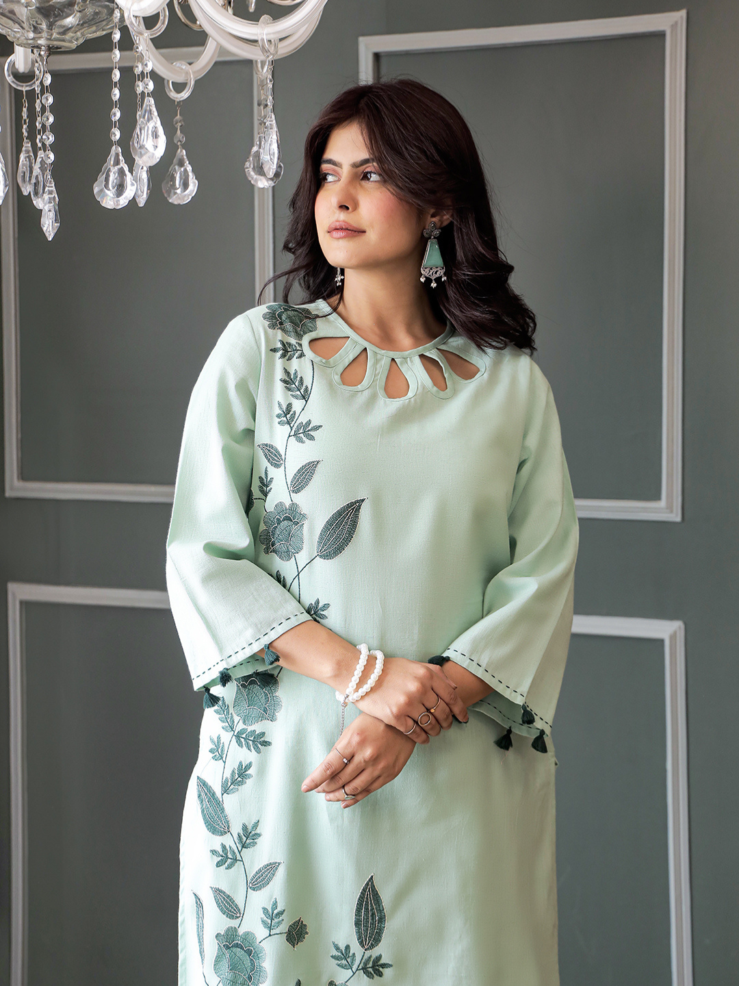 SAKHI OLIVE GREEN FLORAL EMBROIDERED KURTA SET
