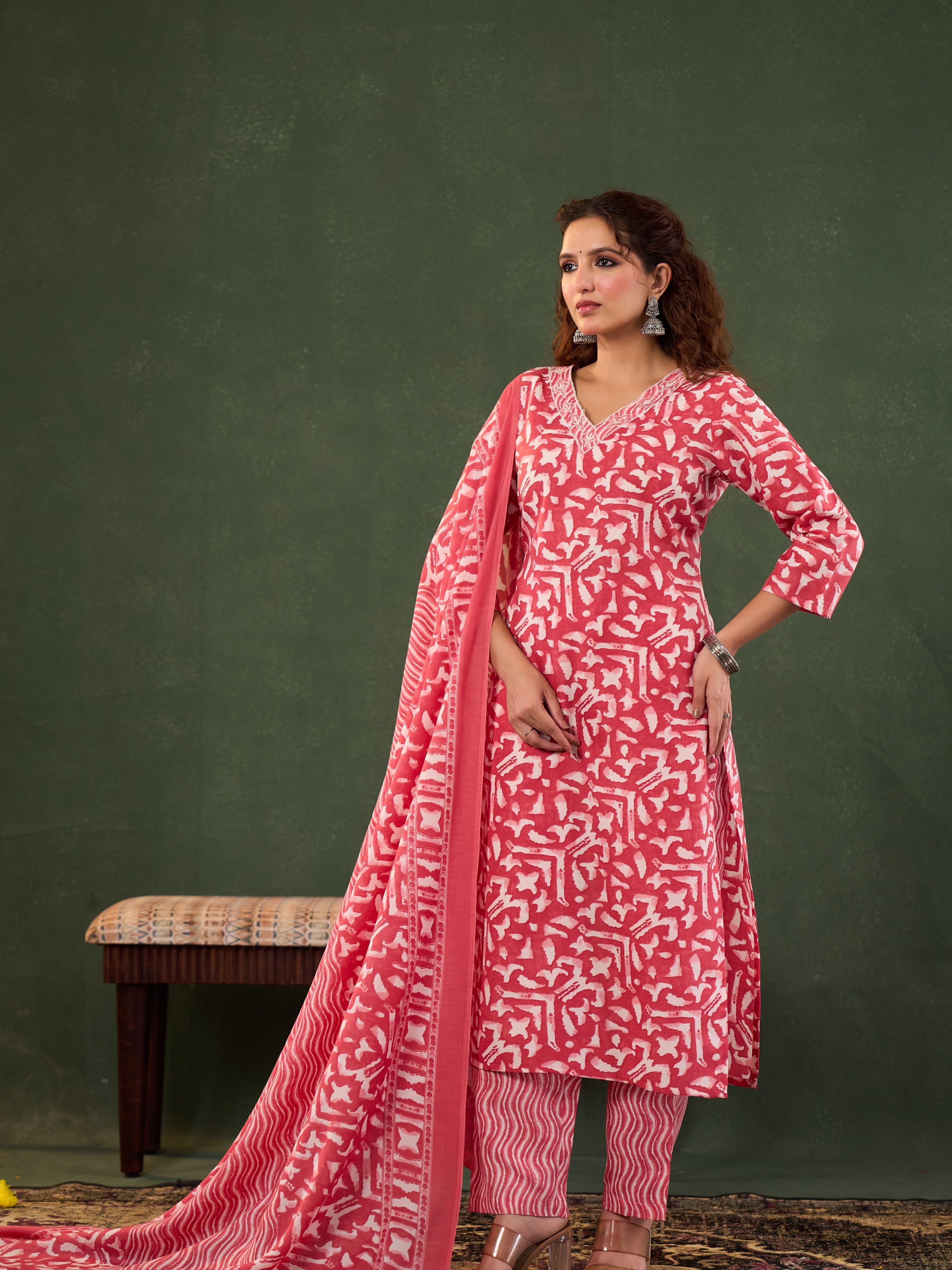 LEELA FLORAL THREE PCS SUIT SET