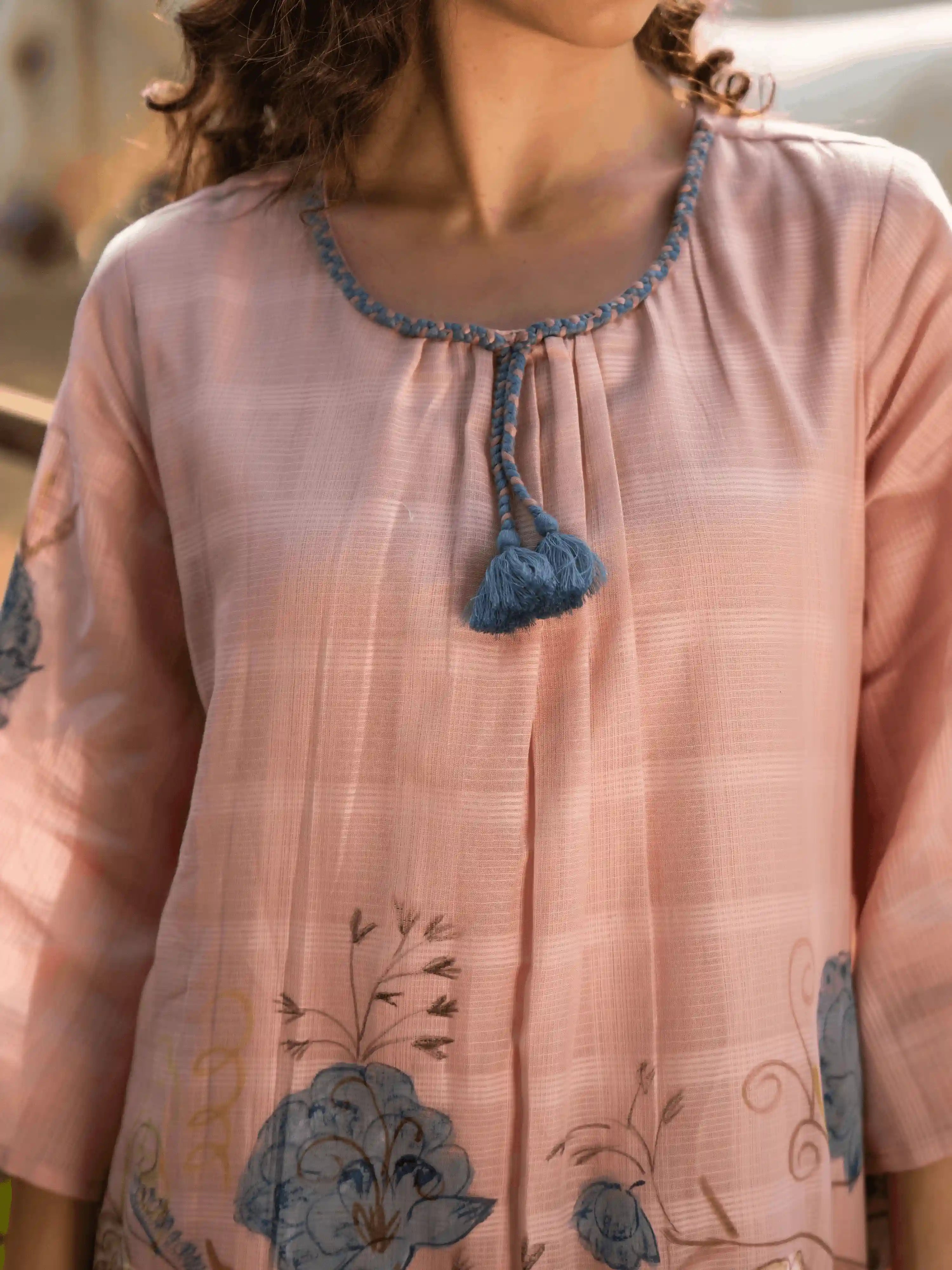 BLUSH PINK FLORAL EMBROIDERED KURTA SET