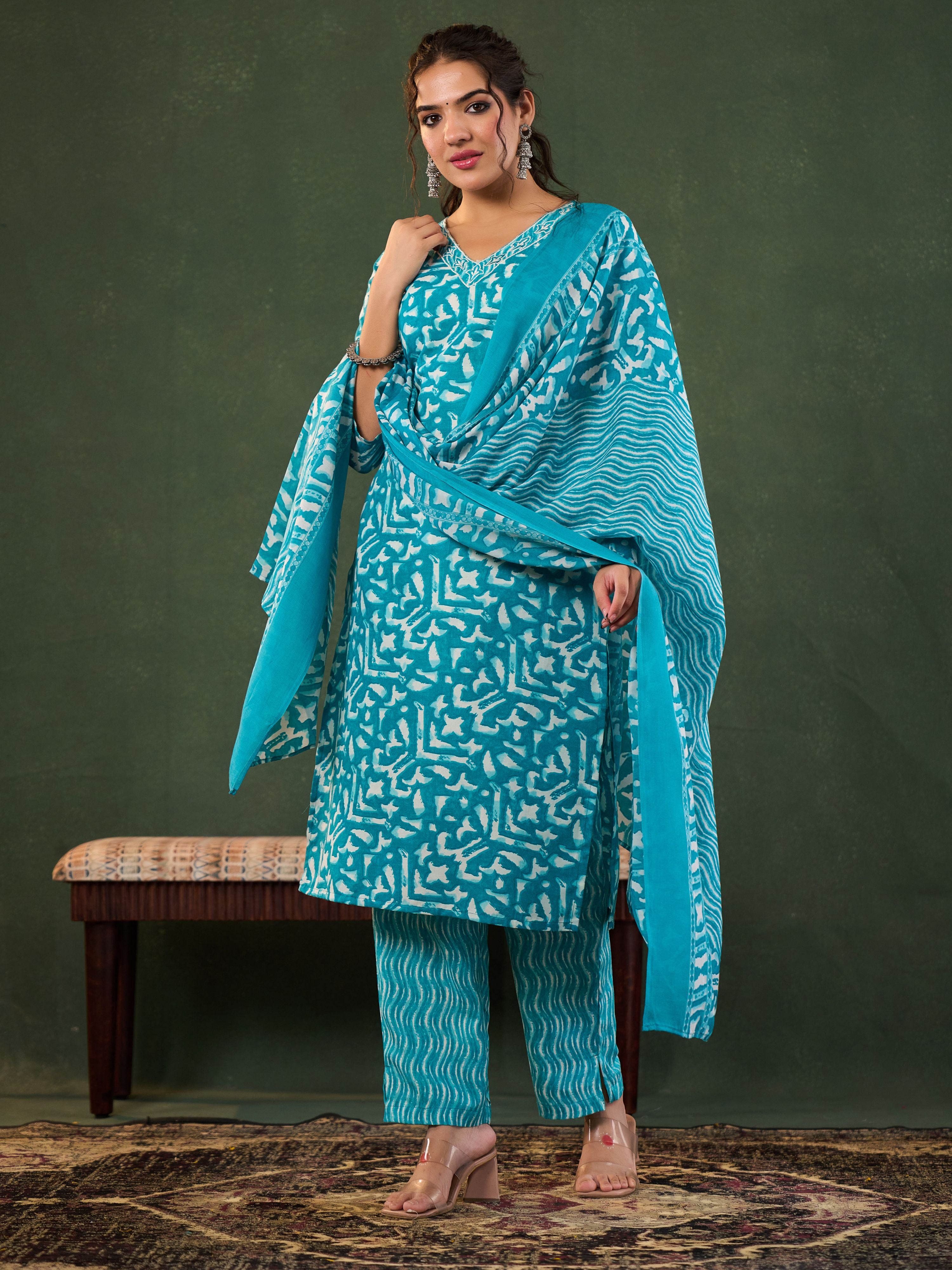 KIARA FLORAL THREE PCS SUIT SET