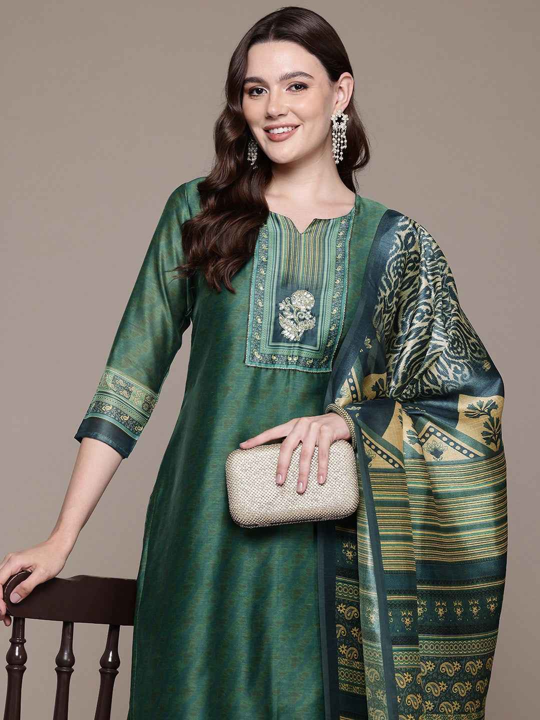REGAL GREEN AURA SILK SUIT SET
