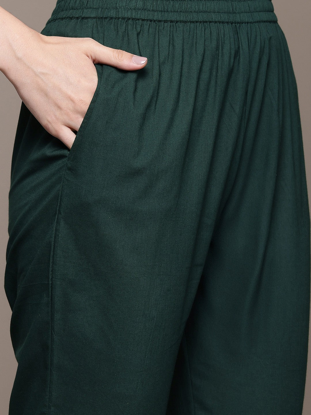 REGAL GREEN AURA SILK SUIT SET
