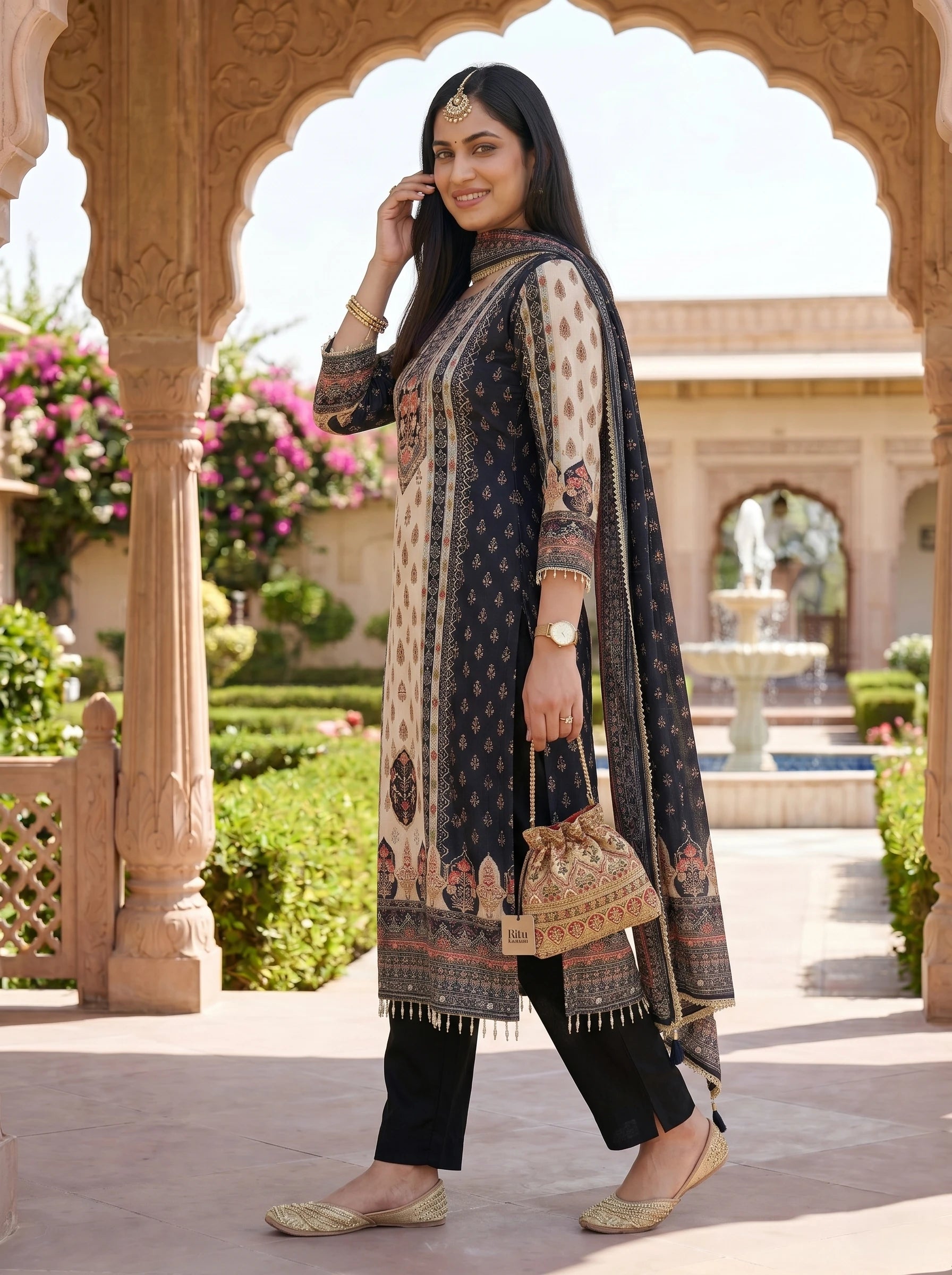 RABIA BLACK STRAIGHT SUIT SET