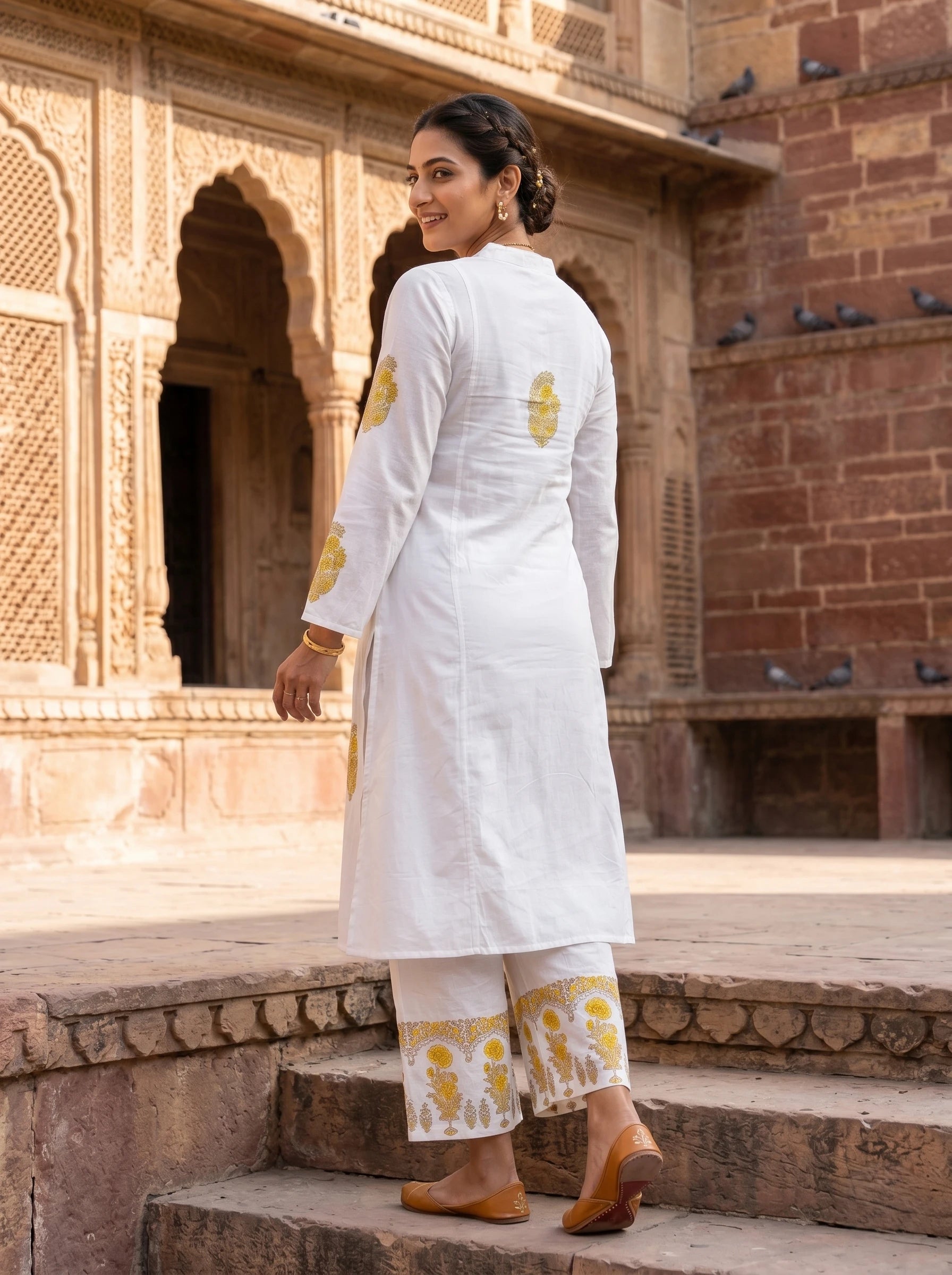 WARM WHITE BLOCK PRINT KURTA SET