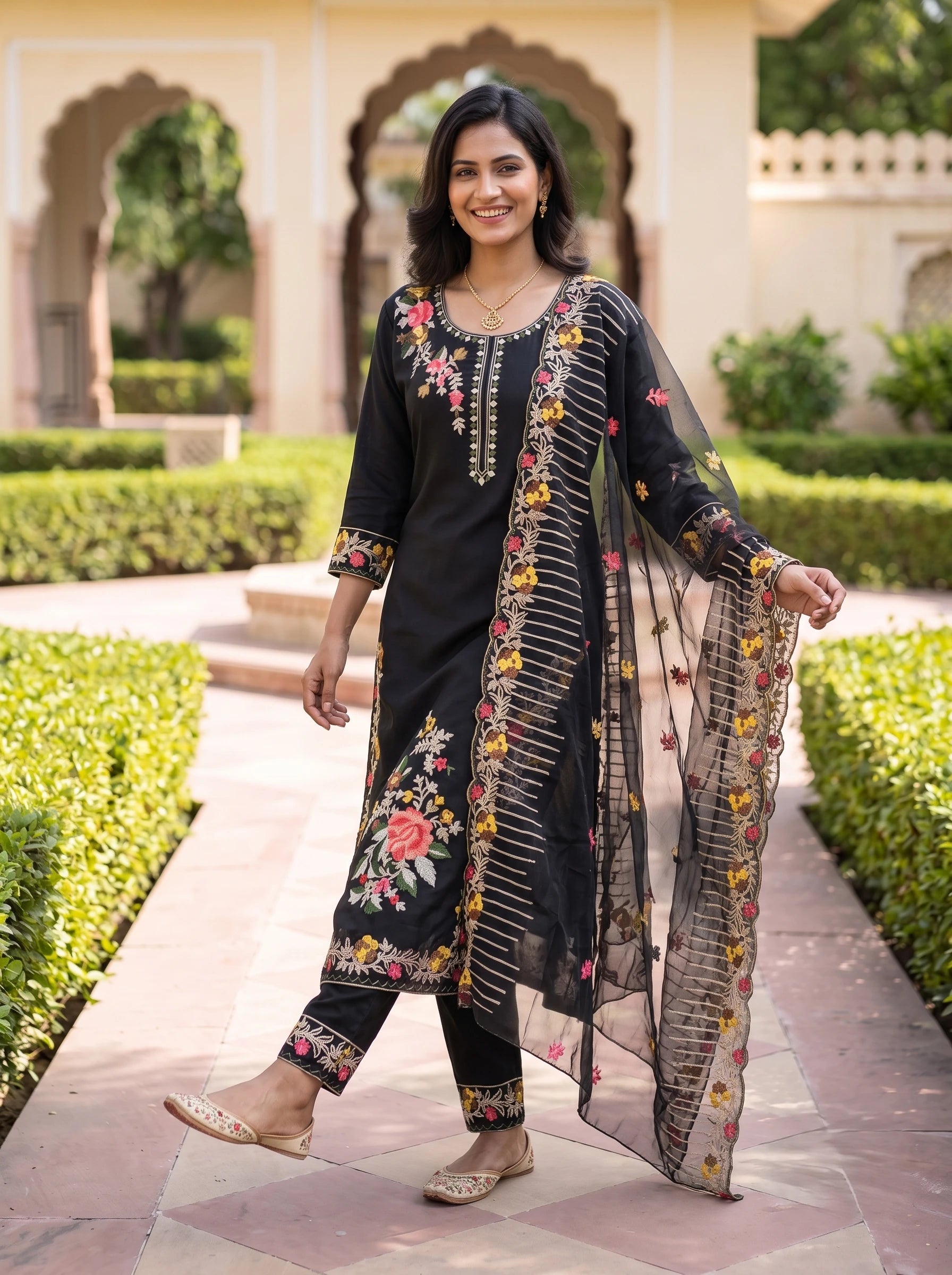 MAYA BLACK THREADWORK STRAIGHT SUIT SET