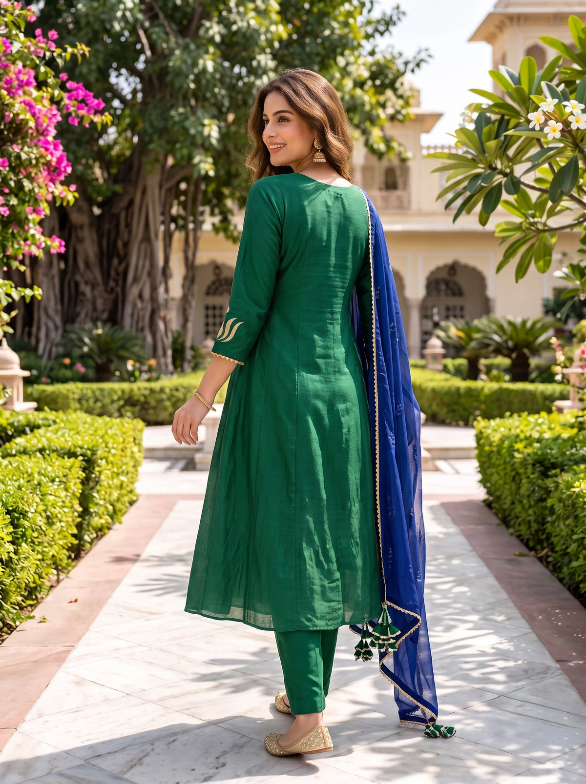 EMERALD GOLDEN FLORAL HAND EMBROIDERED DOLA SILK SUIT SET