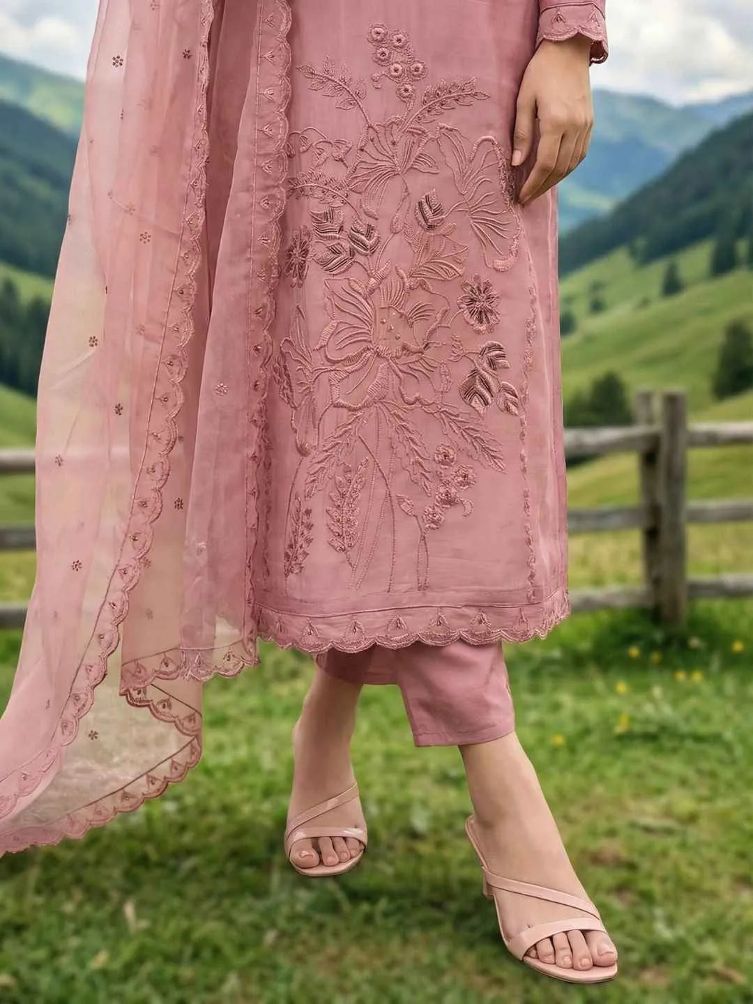 MAUVE BLOSSOM EMBROIDERED SUIT SET