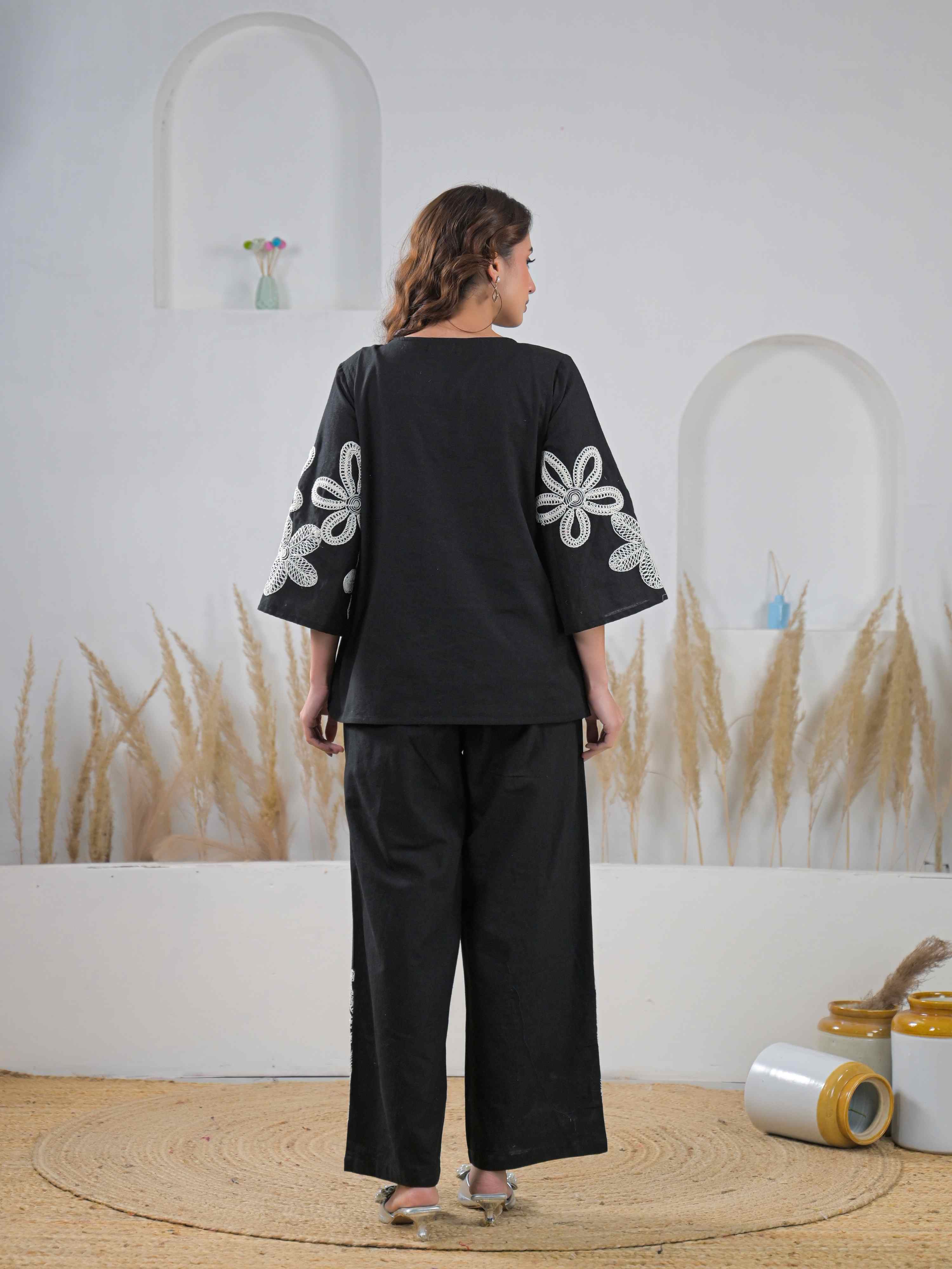 BLACK FLORAL APPLIQUE CO-ORD SET