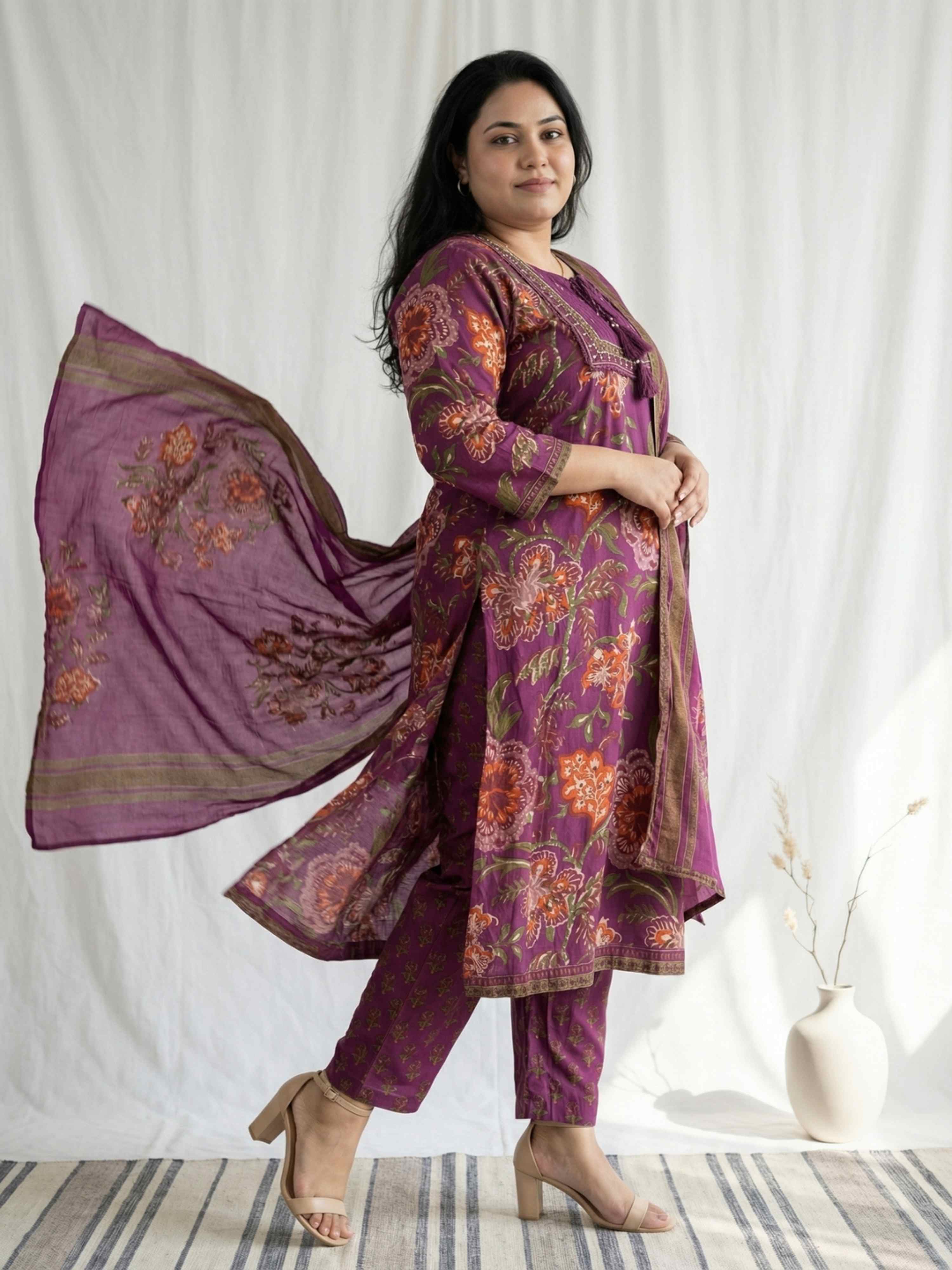 PLUM GARDEN ETHNIC ELEGANCE COTTON SUIT SET