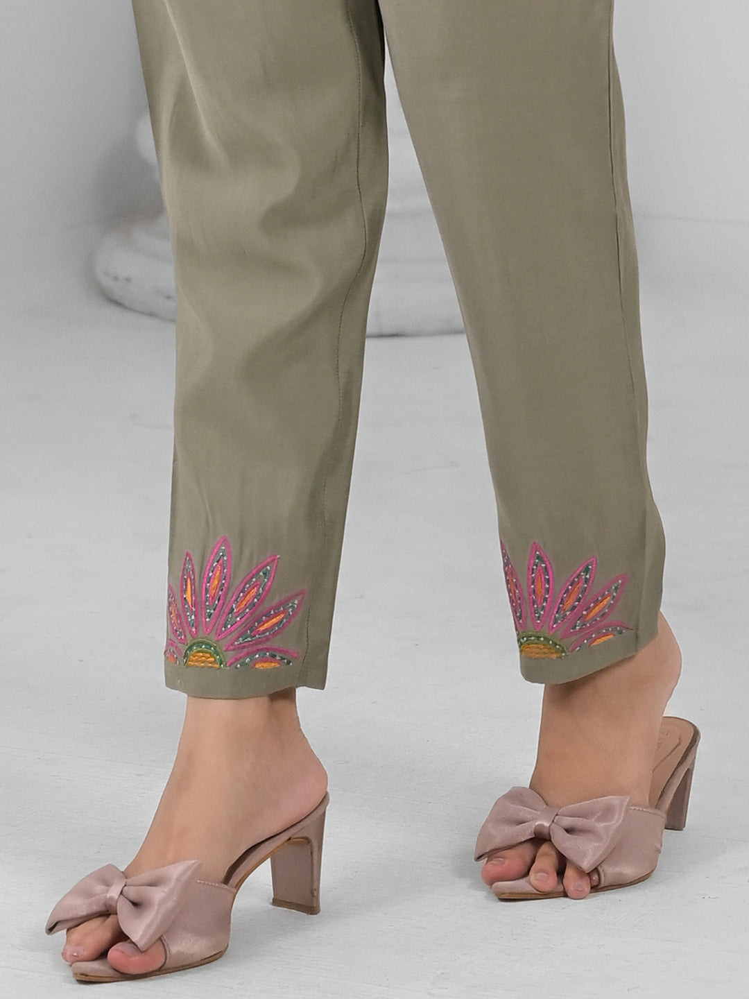 OLIVE MANDALA EMBEROIDERED CO-ORD SET