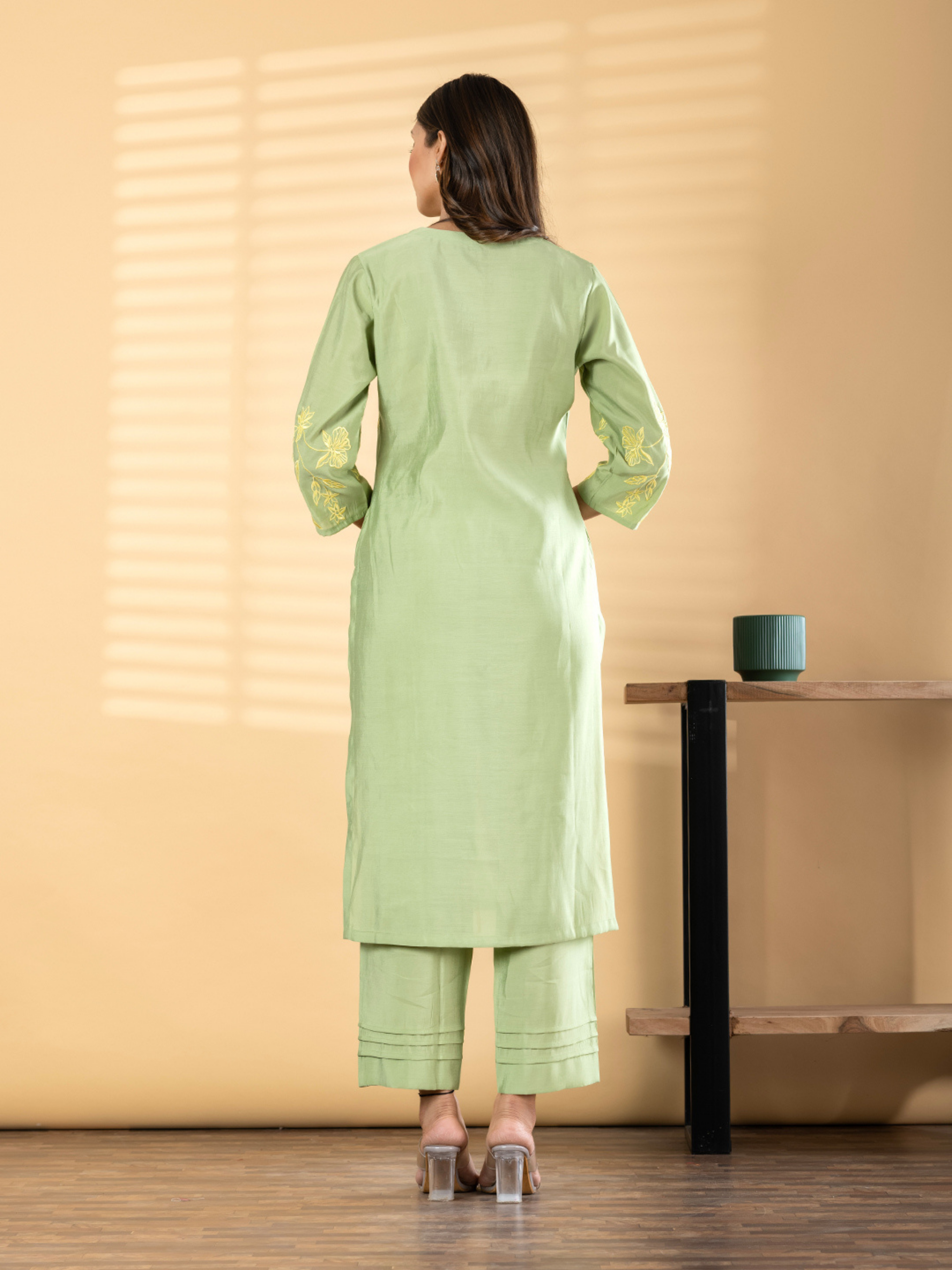 SAGE GREEN FLORAL EMBROIDERED KURTA SET
