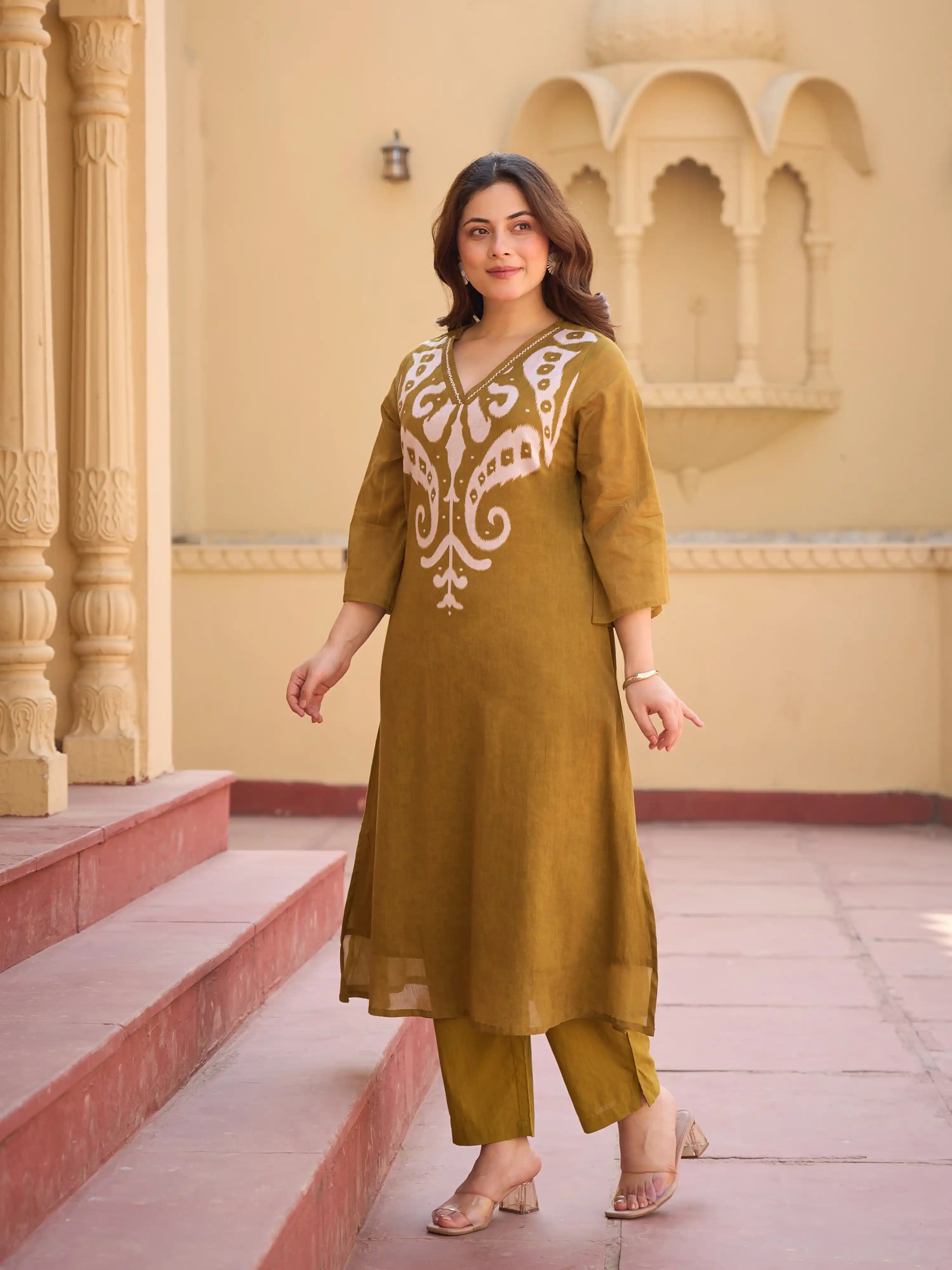 OLIVE HERITAGE EMBROIDERED PURE MUL COTTON KURTA SET