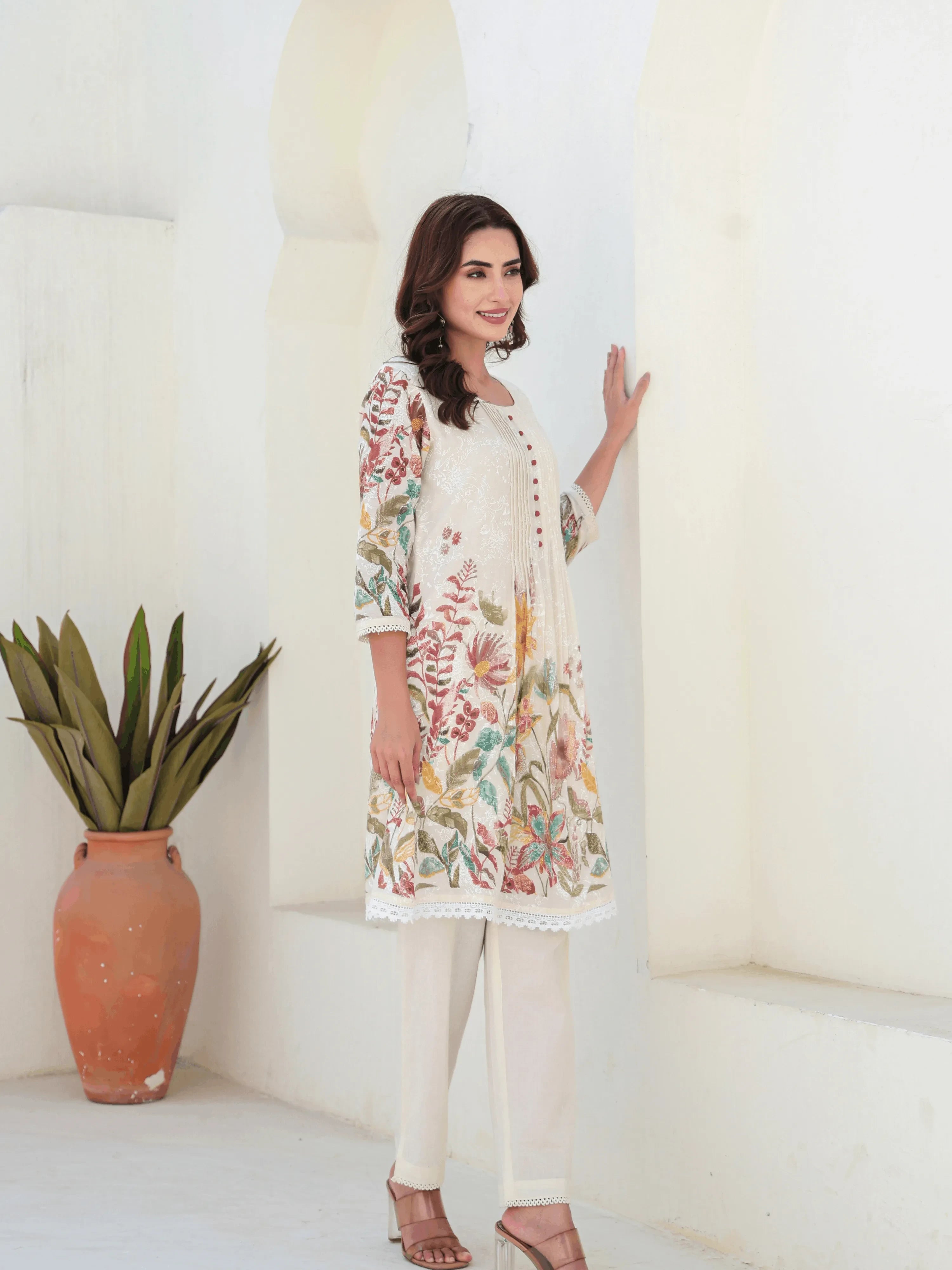 OFF WHITE FLORAL PRINTED A-LINE KURTA SET