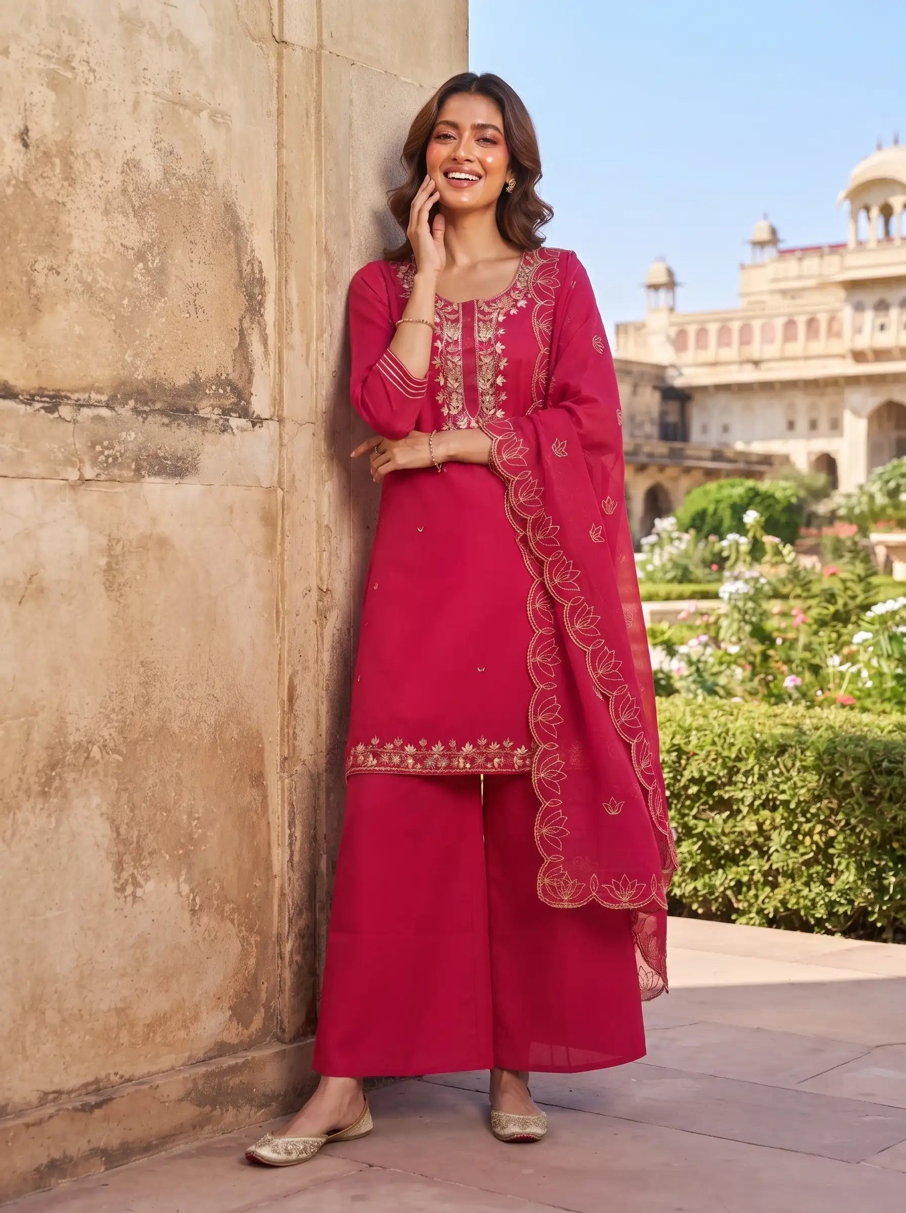 CORAL PINK GOLDEN FLORAL EMBROIDERED MUL CHANDERI SUIT SET