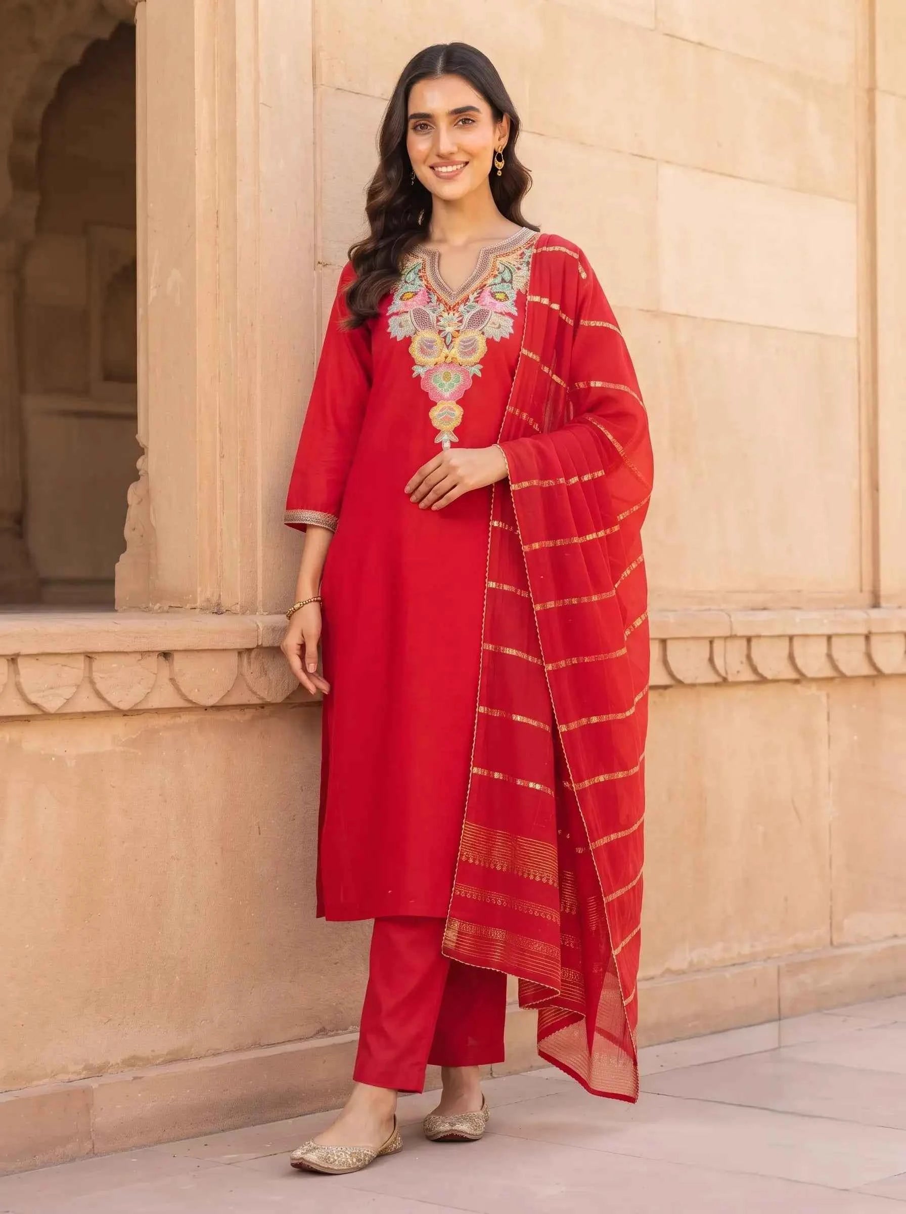 FESTIVE PINK FLORAL APPLIQUE STYLE MUL CHANDERI SUIT SET