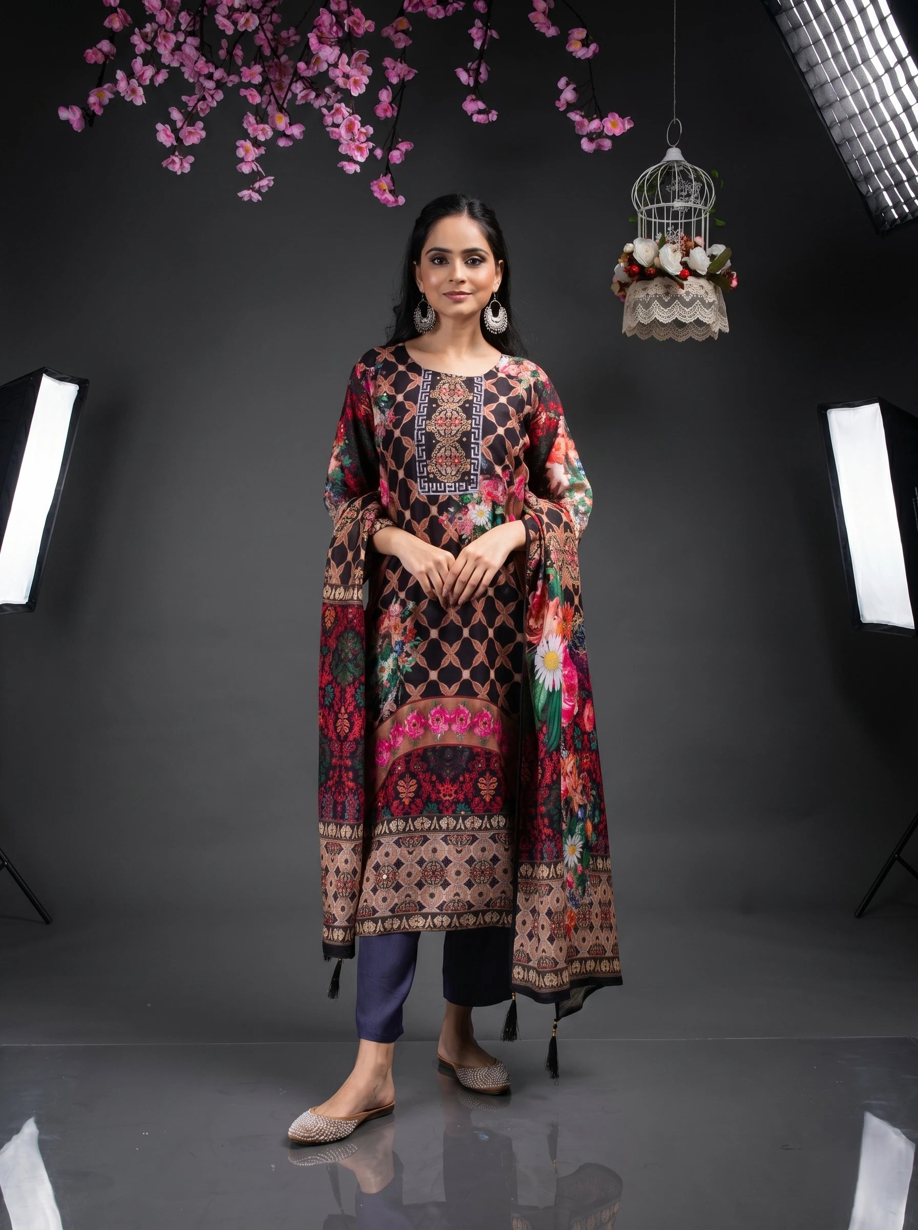 BLACK REGAL FLORAL FUSION SUIT SET