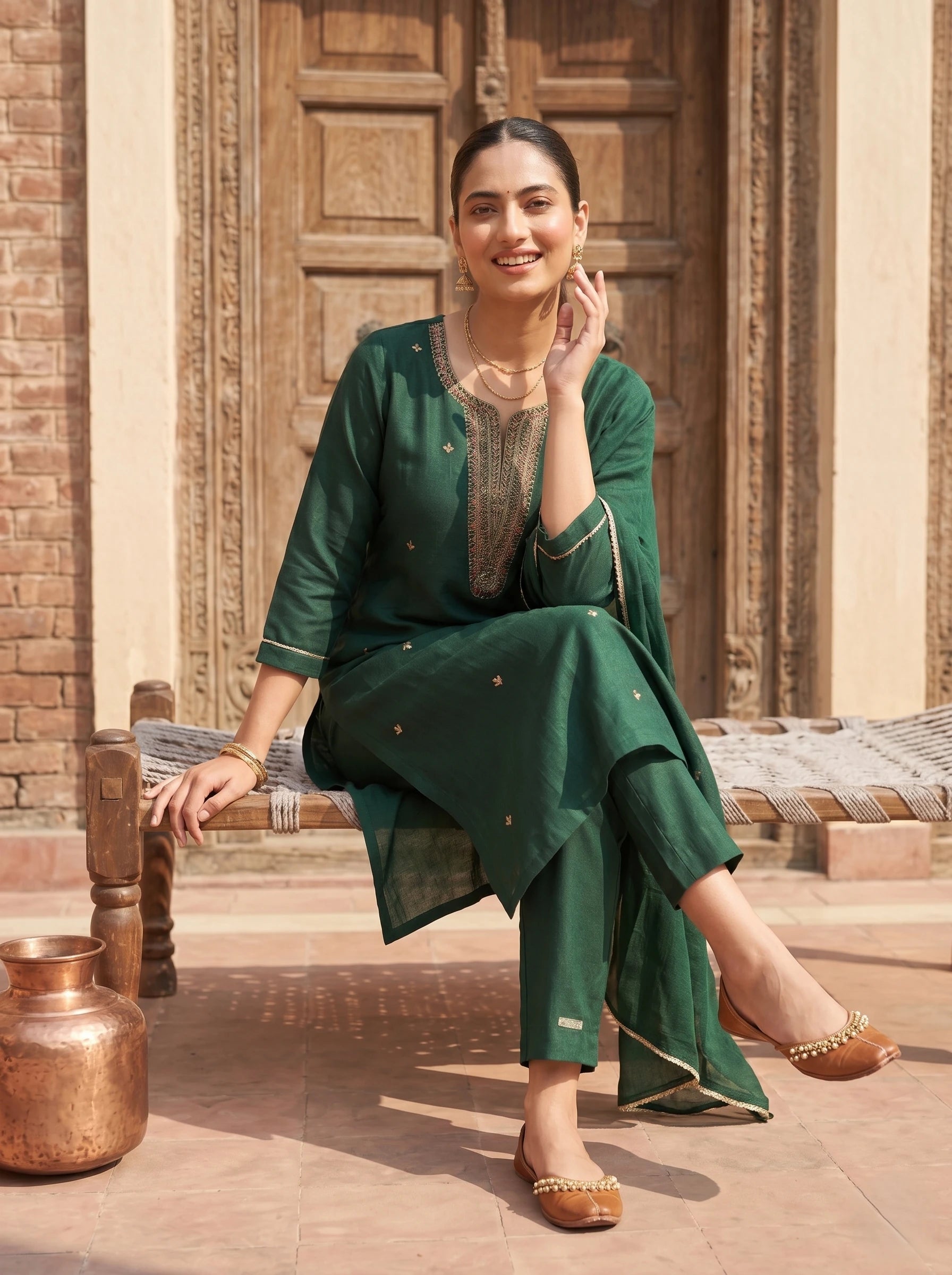 ADA BOTTEL GREEN STRAIGHT SUIT SET