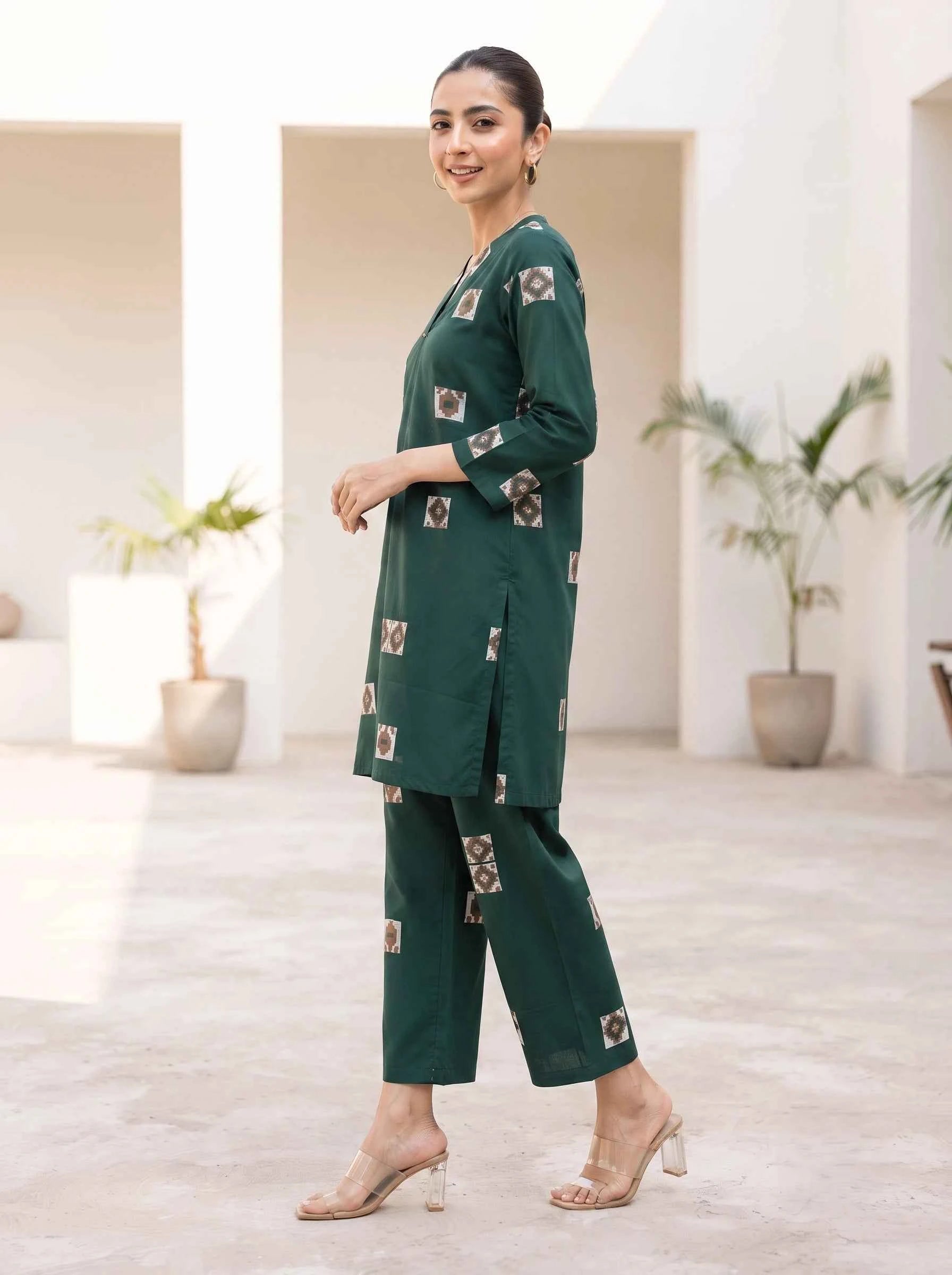 BOTTLE GREEN MOTIF GERMAN RAYON CO-ORD SET