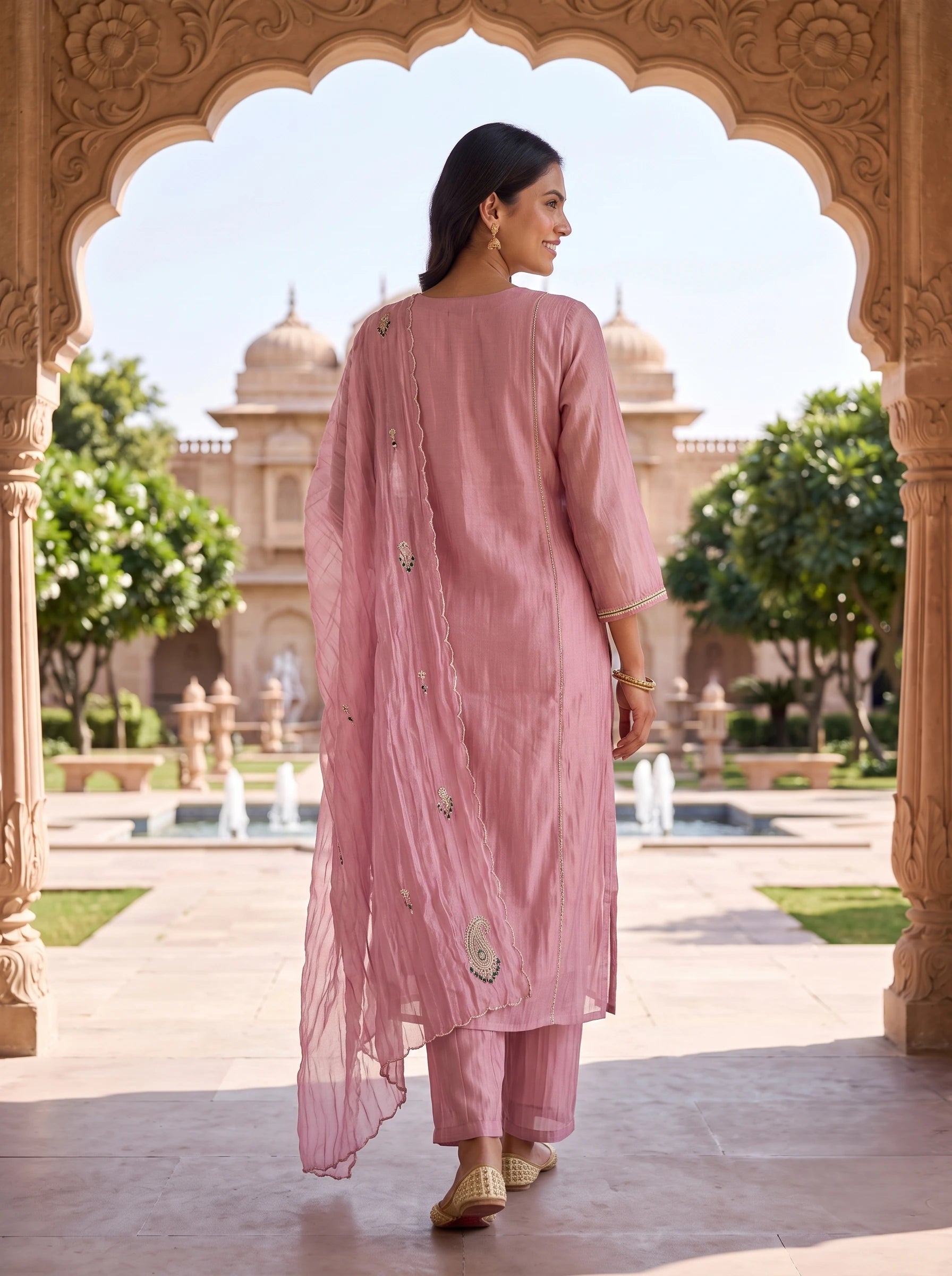 DUSTY PINK DESIGNER HAND EMBROIDERED FESTIVE SUIT SET