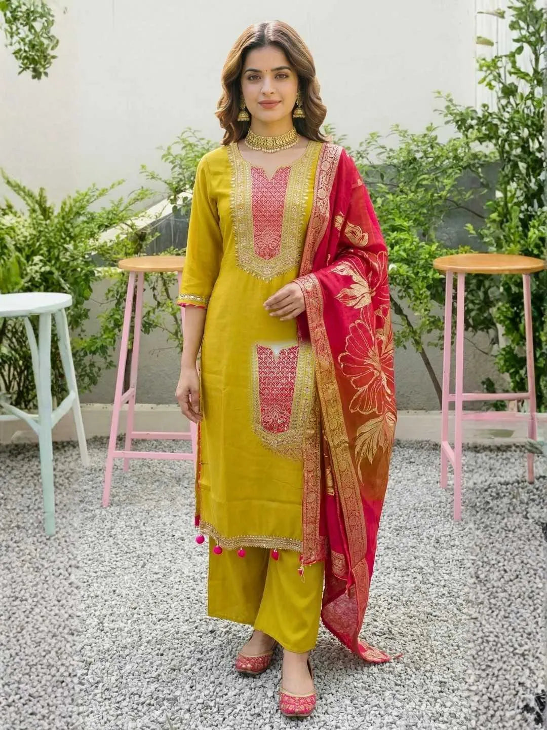 SUNSHINE ZARI WORK  BLOOM SUIT  SET