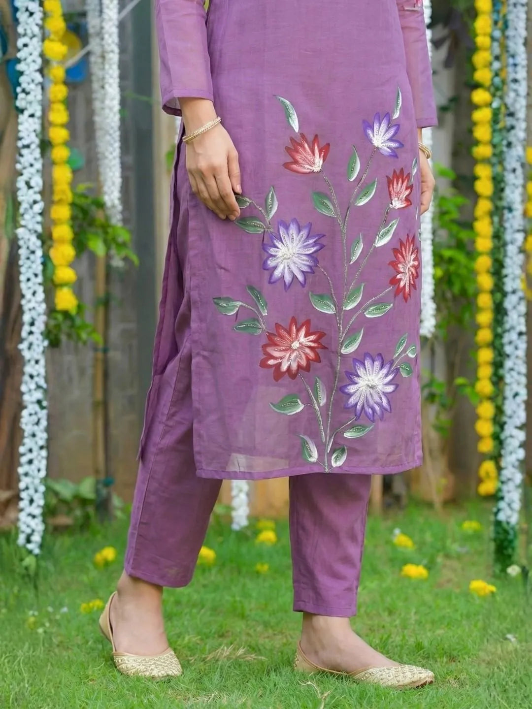VIOLET BLOOM EMBELLISHED SUIT SET