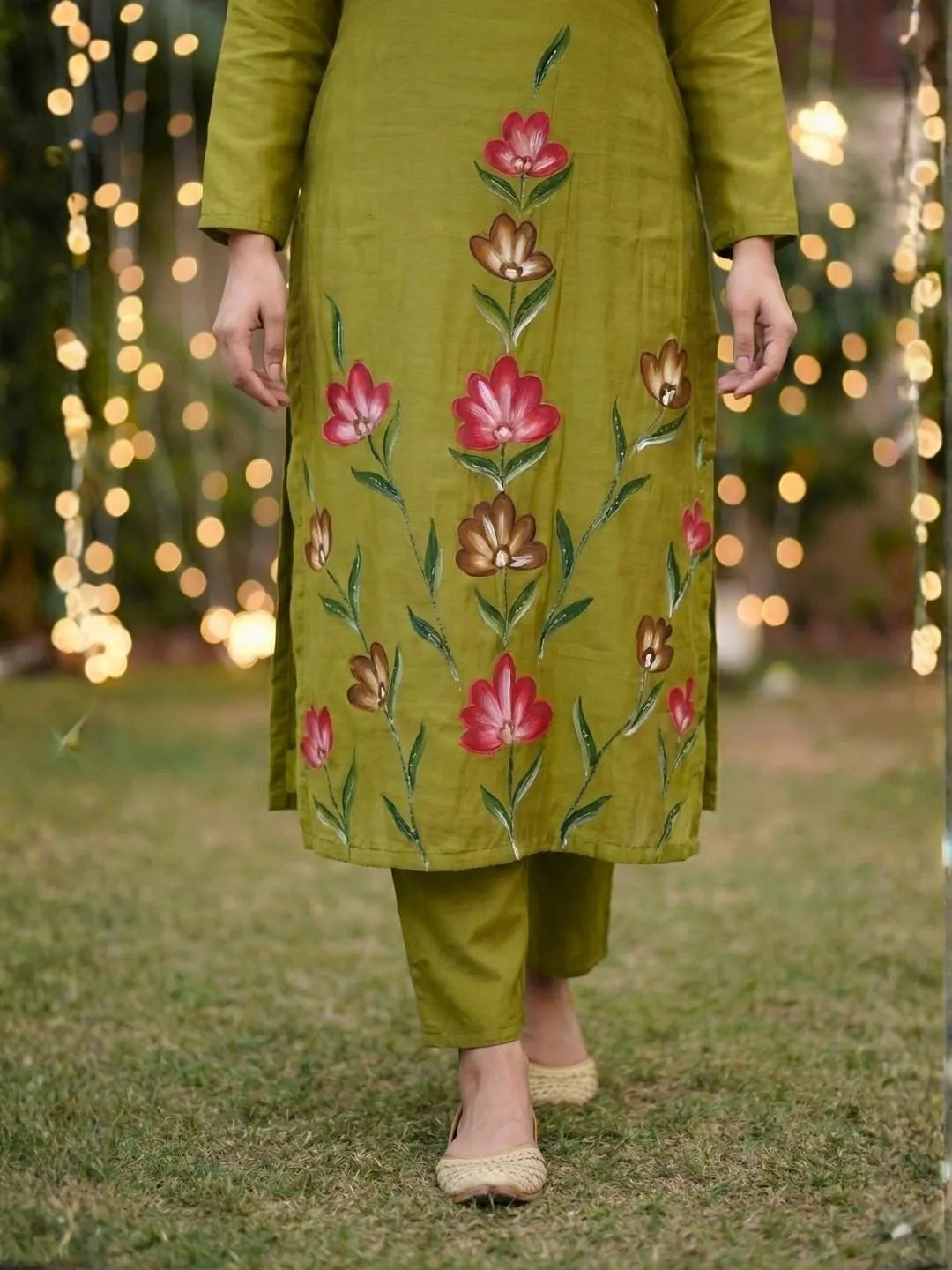OLIVE BLOOM HANDPAINTED SUIT SET