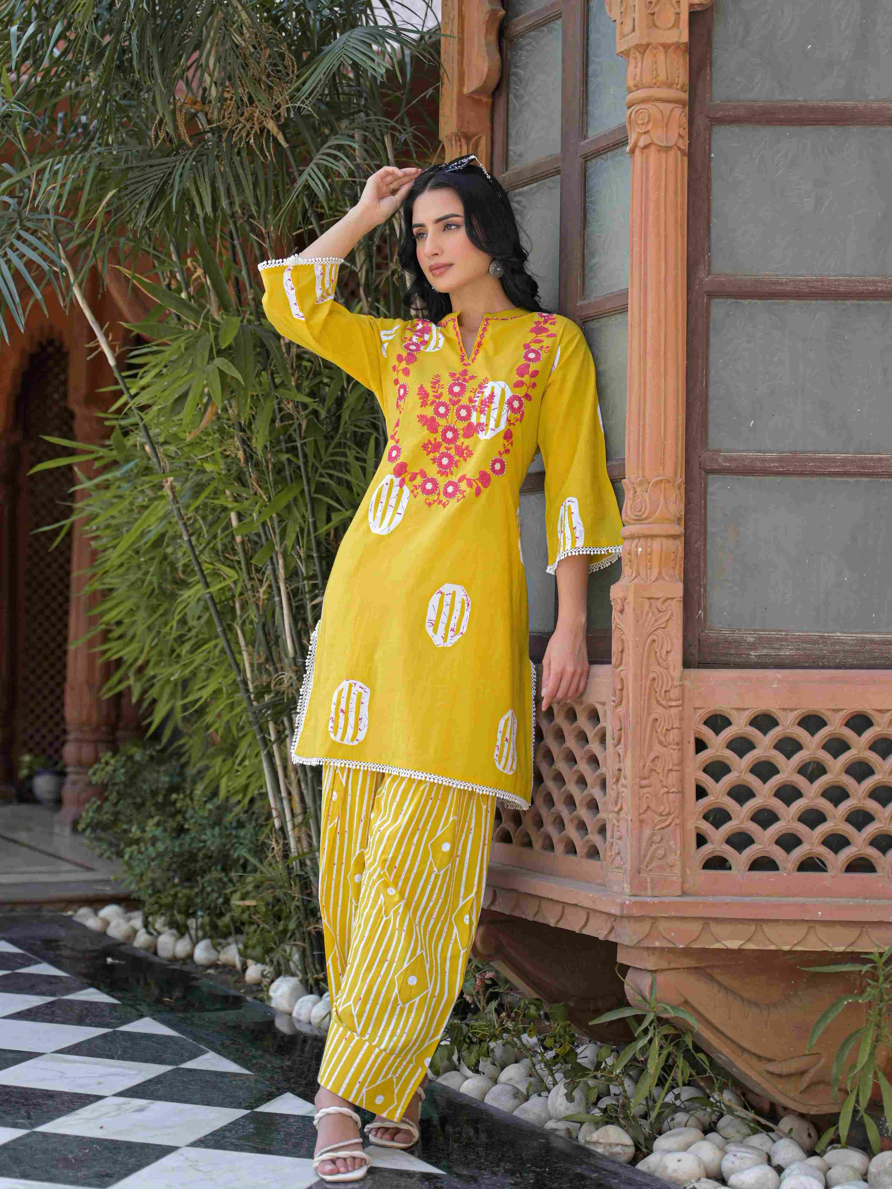 SUNFLOWER BLOOM STRAIGHT PURE COTTON FARSHI  SUIT