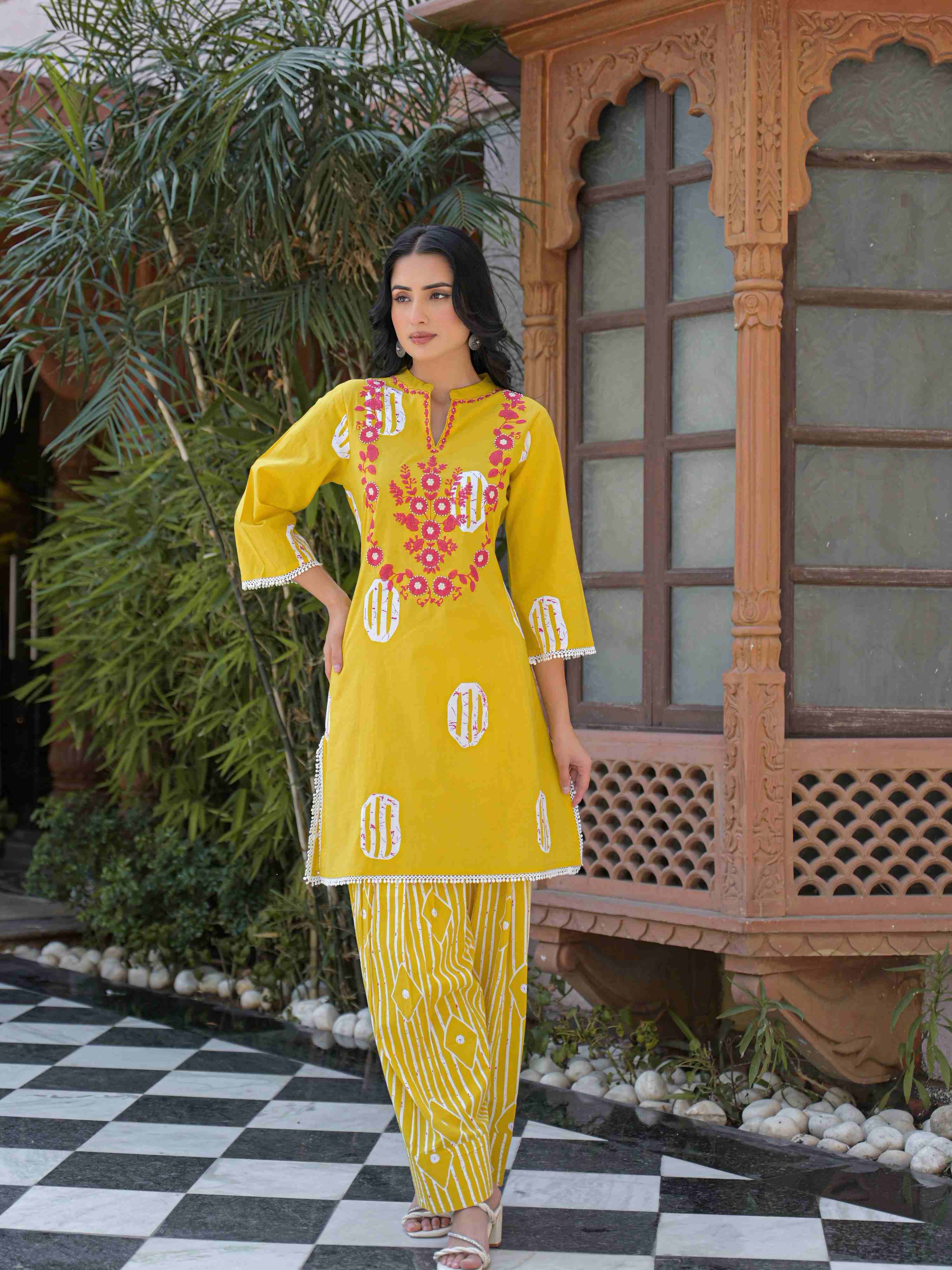 SUNFLOWER BLOOM STRAIGHT PURE COTTON FARSHI  SUIT