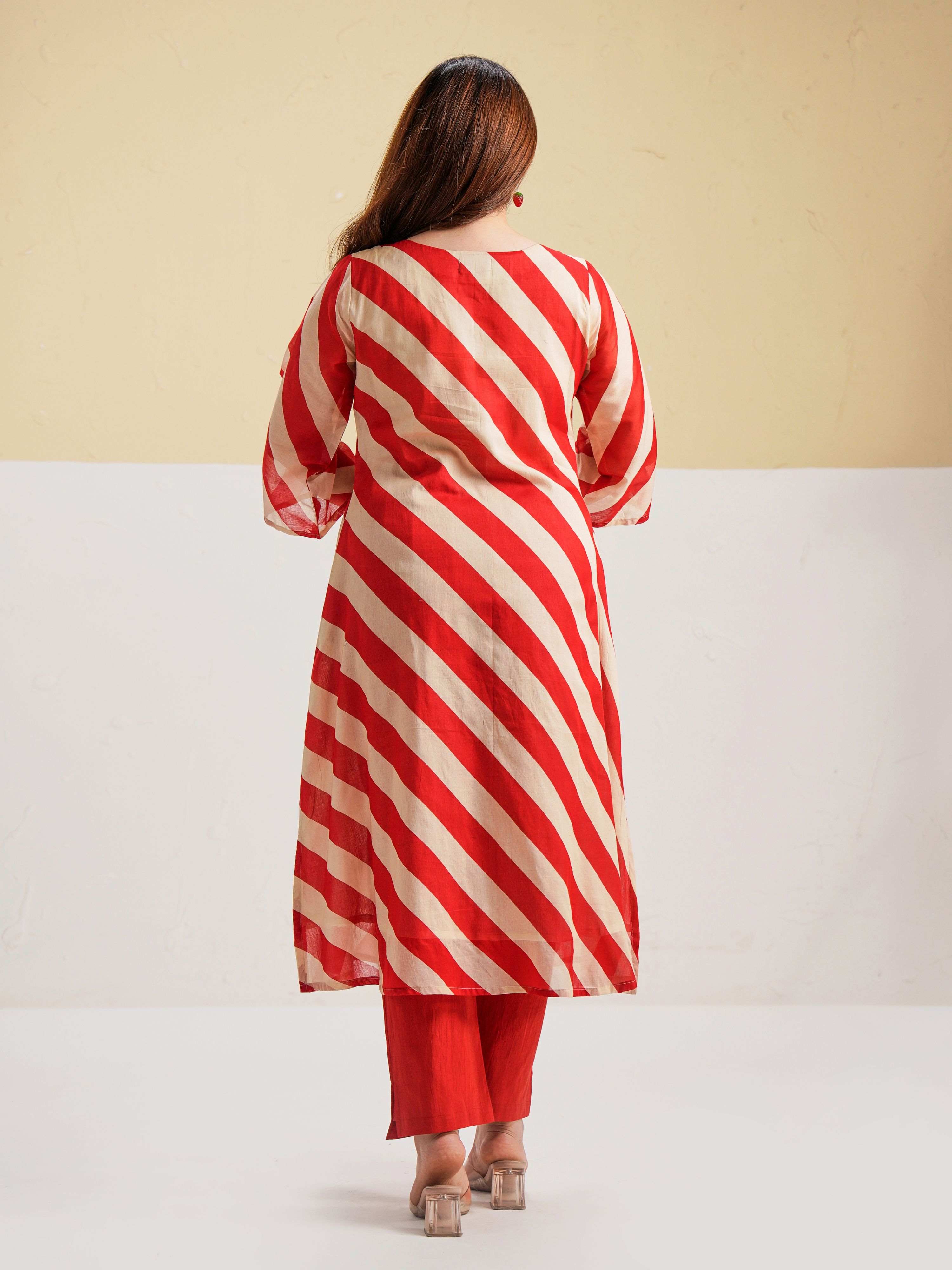 TROPICAL RED STORY PURE MUL COTTON KURTA SET