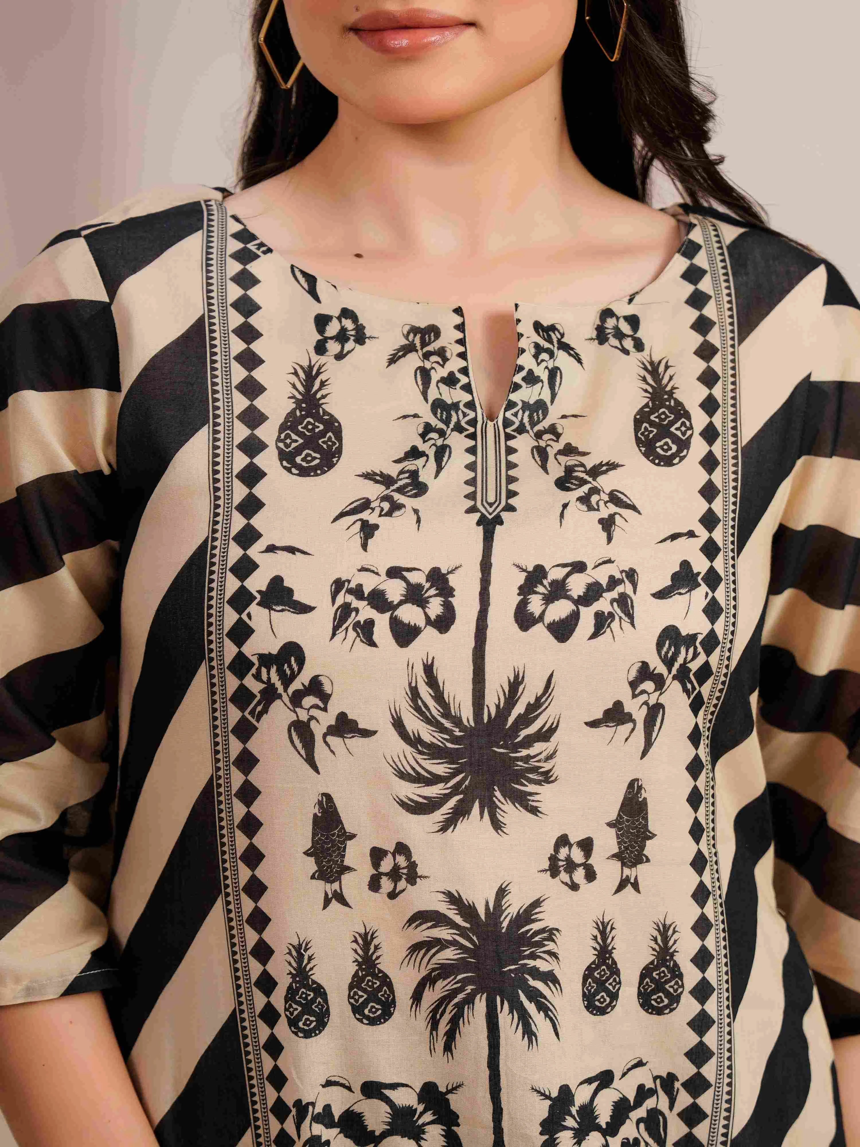 MONOCHROME STRIPE ELEGANCE KURTA SET