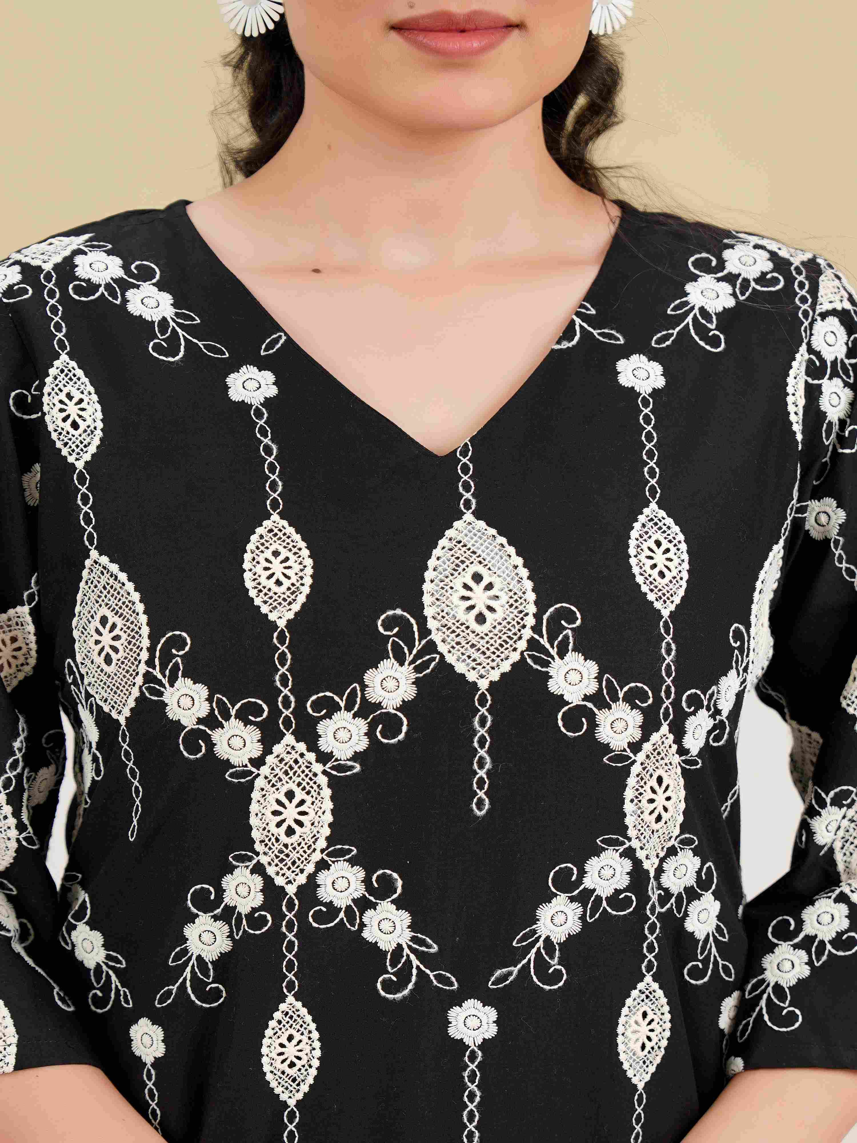 THE EBONY SCHIFFLI SUIT SET