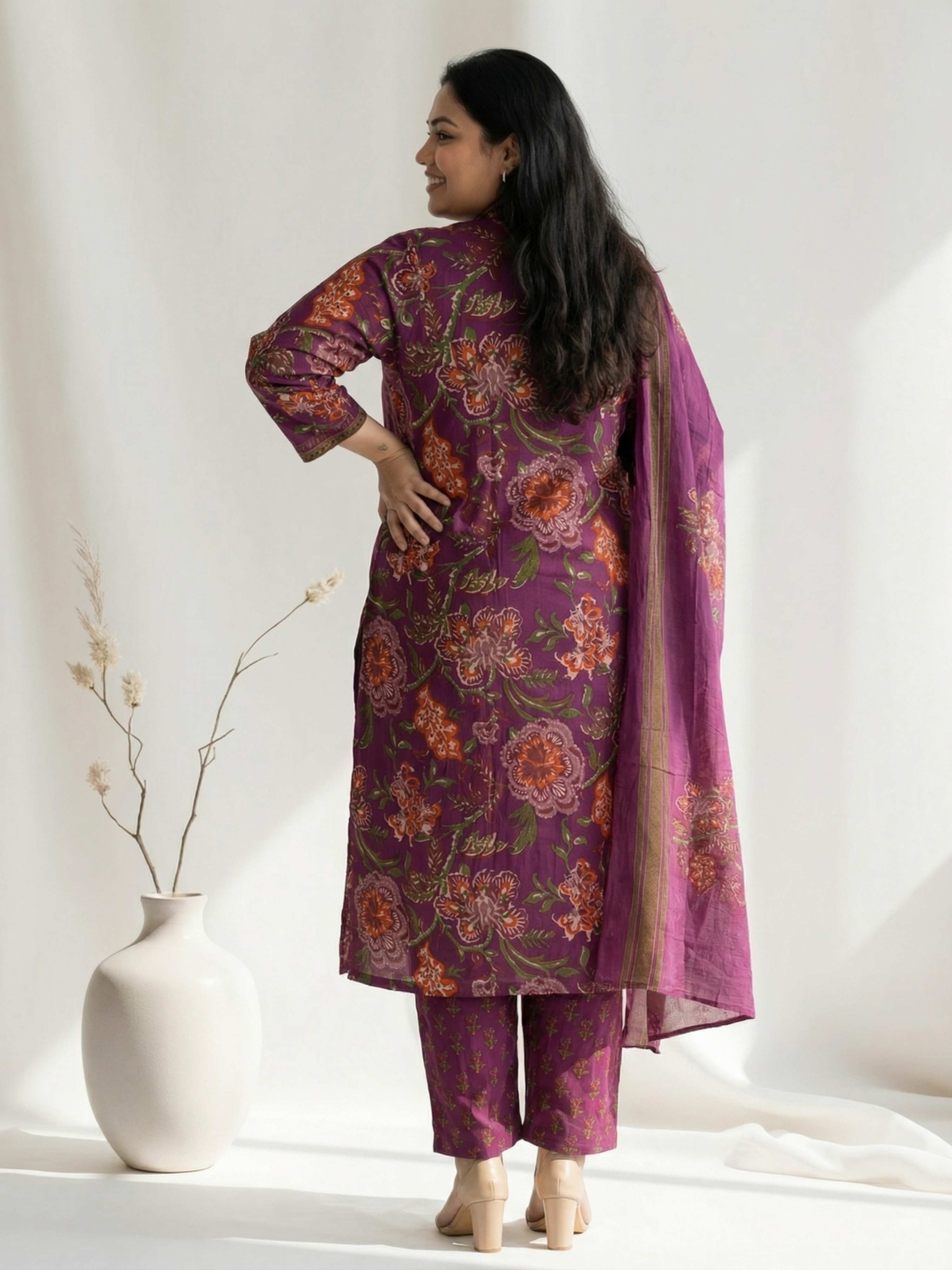 PLUM GARDEN ETHNIC ELEGANCE COTTON SUIT SET